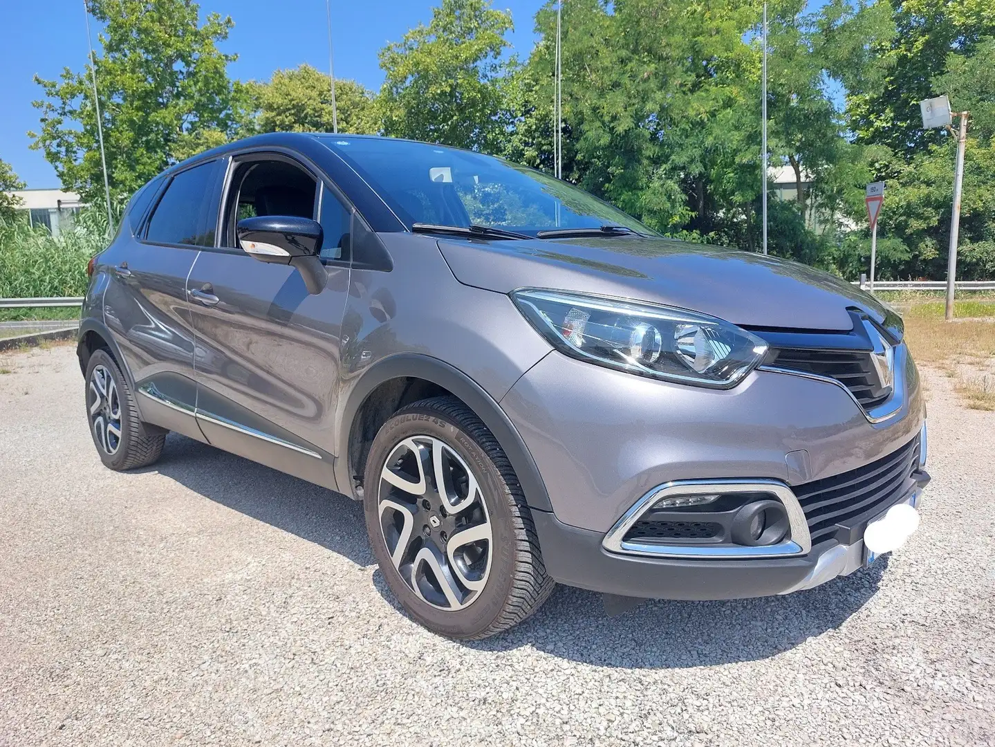 Renault Captur 1.5 dci Project Runway S 110 CV Gris - 2