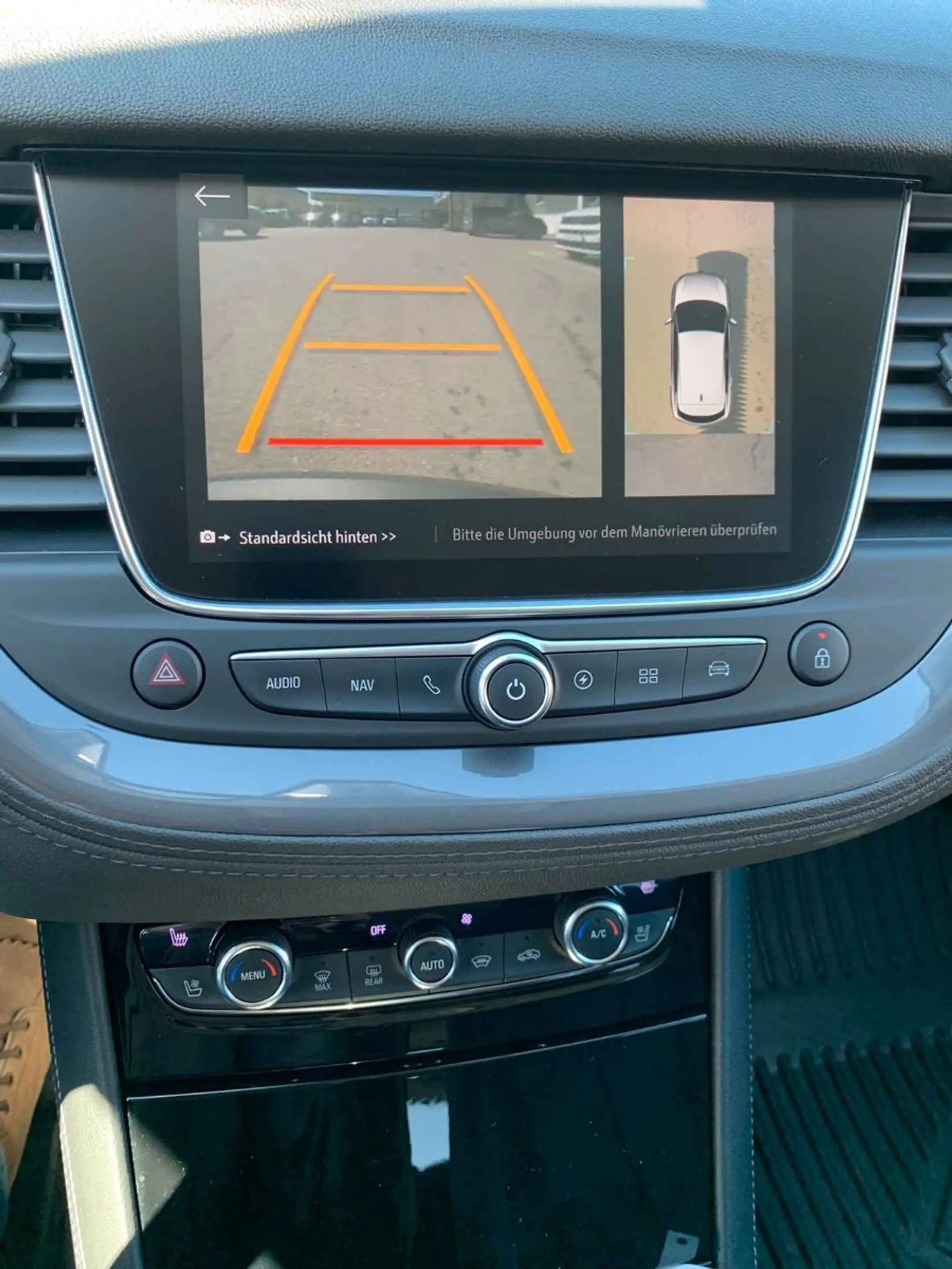 Opel Grandland X Ultim. PluginHybrid 4 300PS 520NM — photo 27