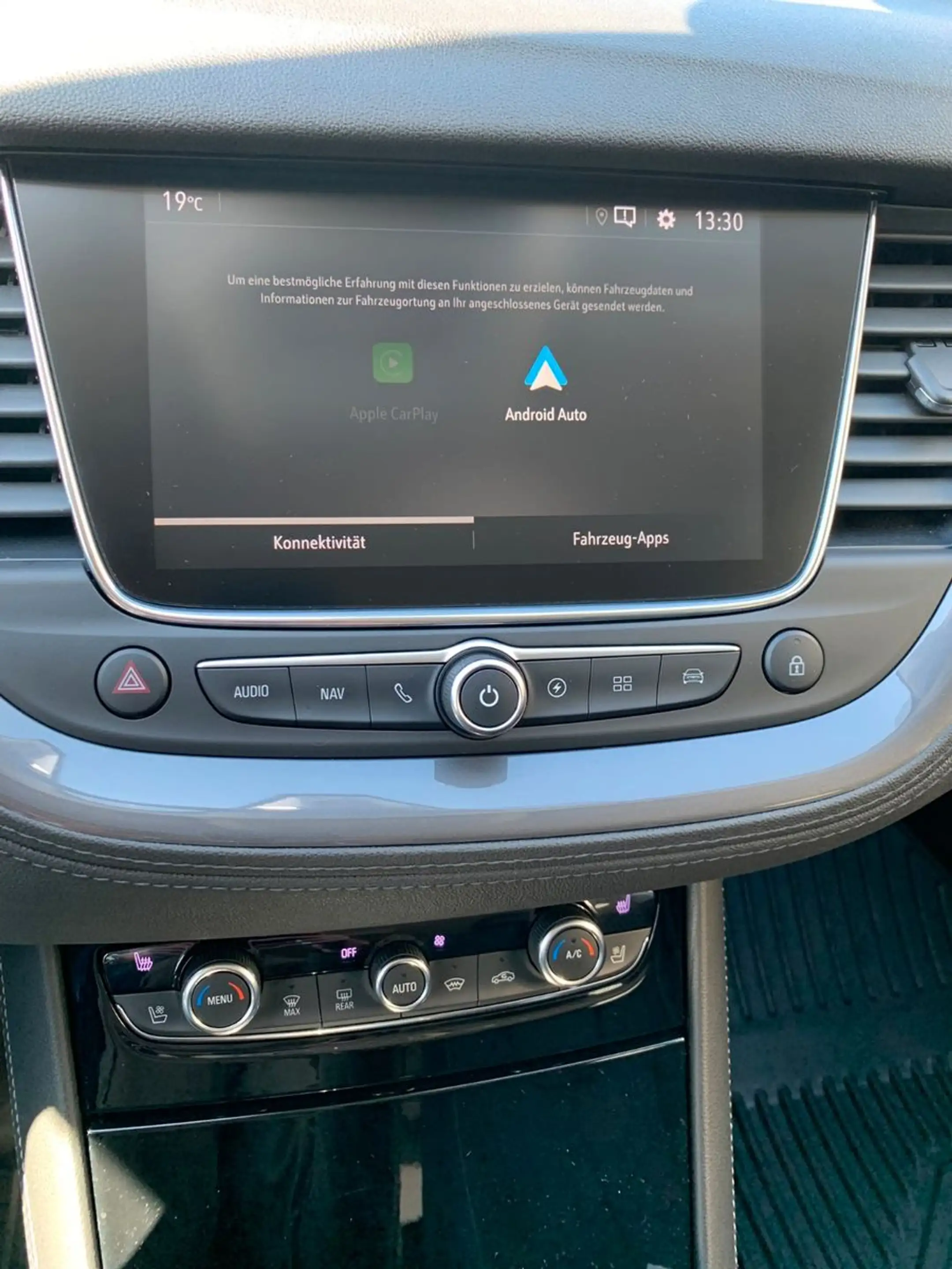Opel Grandland X Ultim. PluginHybrid 4 300PS 520NM — photo 23