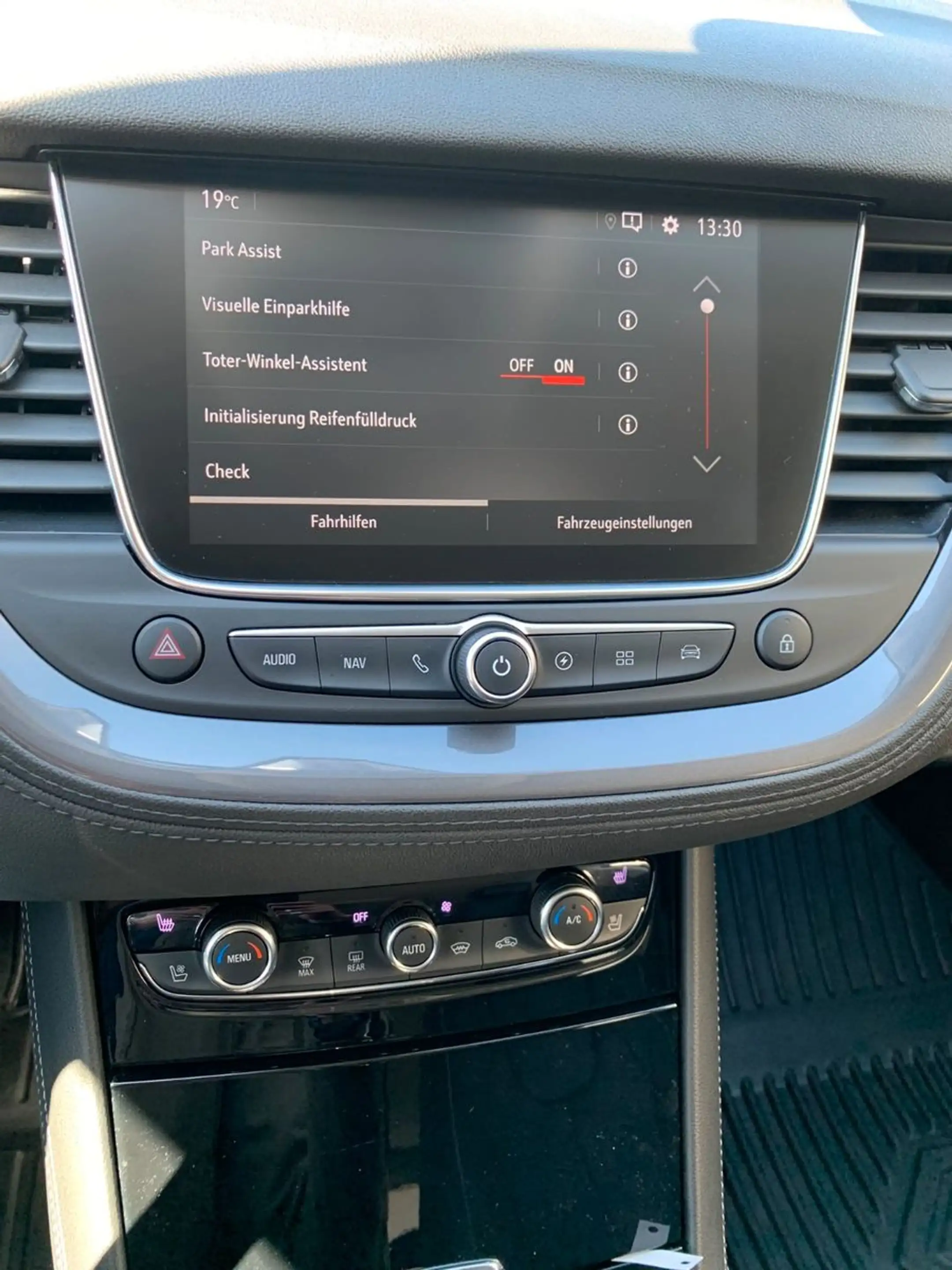 Opel Grandland X Ultim. PluginHybrid 4 300PS 520NM — photo 25