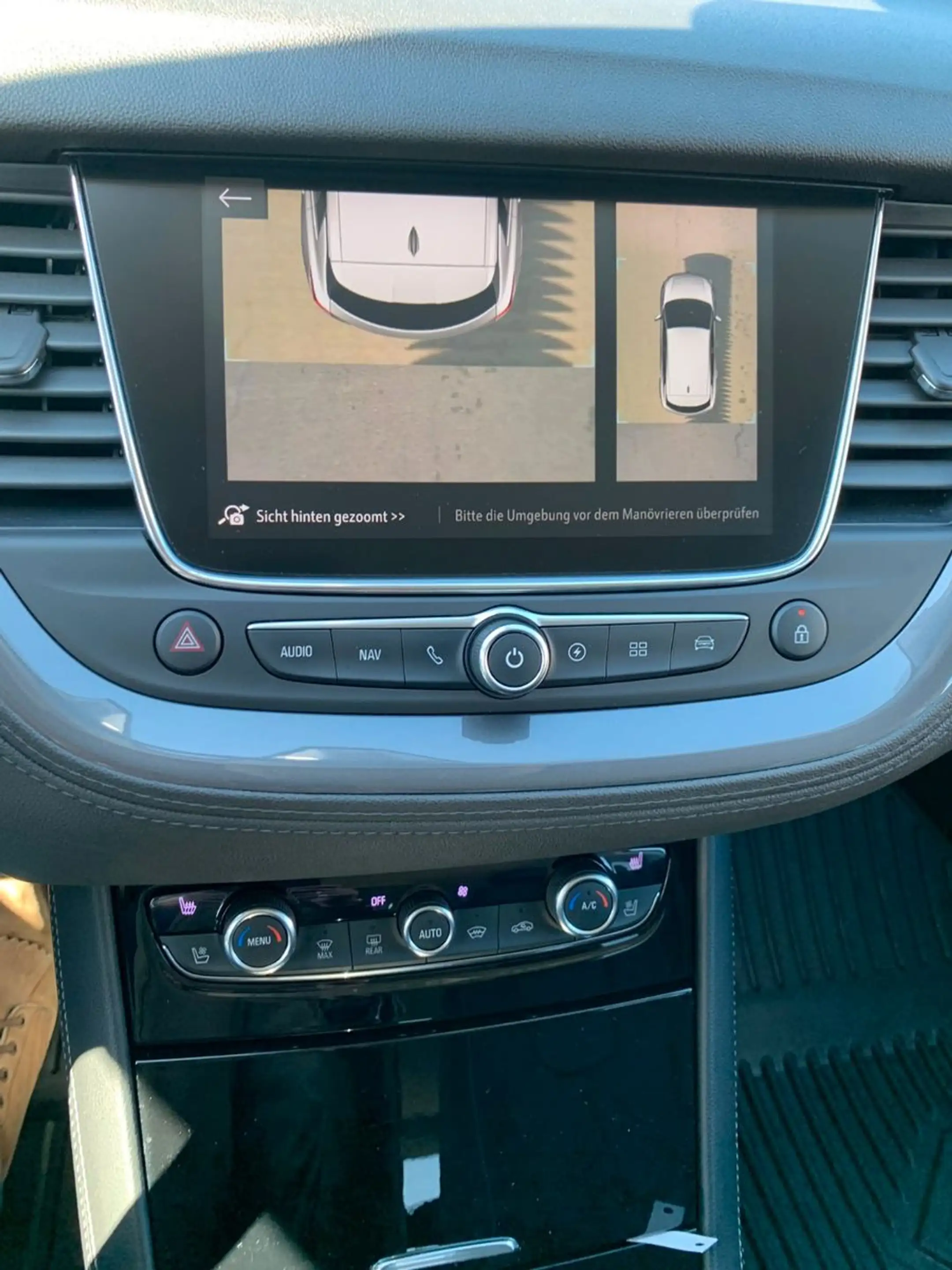 Opel Grandland X Ultim. PluginHybrid 4 300PS 520NM — photo 29