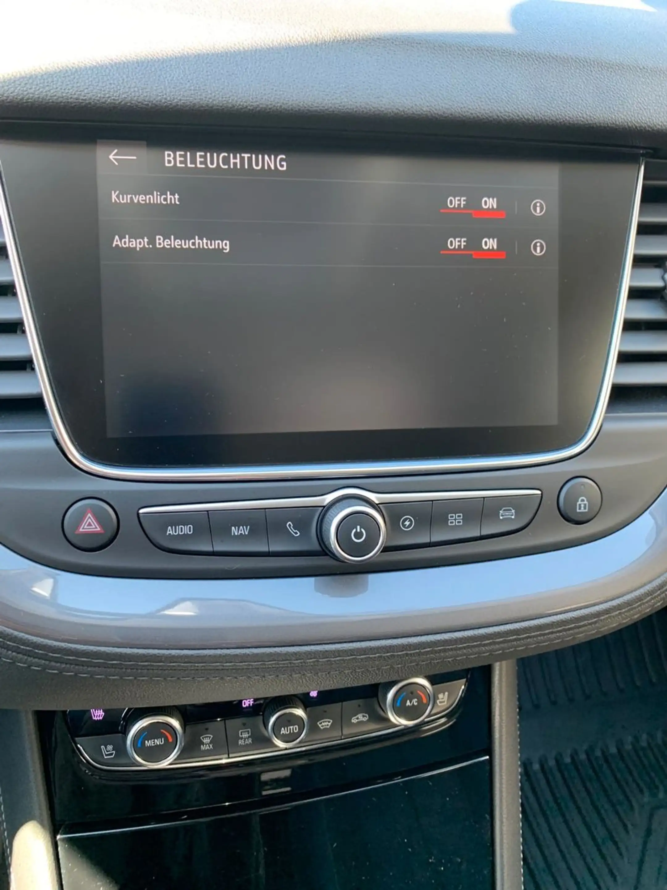 Opel Grandland X Ultim. PluginHybrid 4 300PS 520NM — photo 31