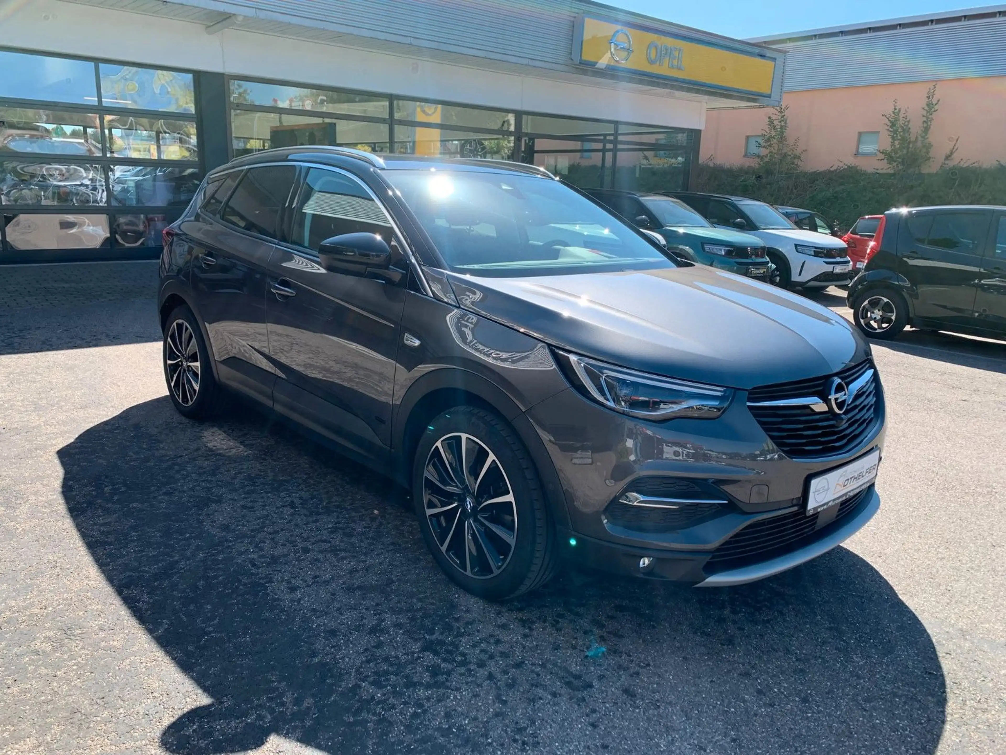 Opel Grandland X Ultim. PluginHybrid 4 300PS 520NM — photo 4