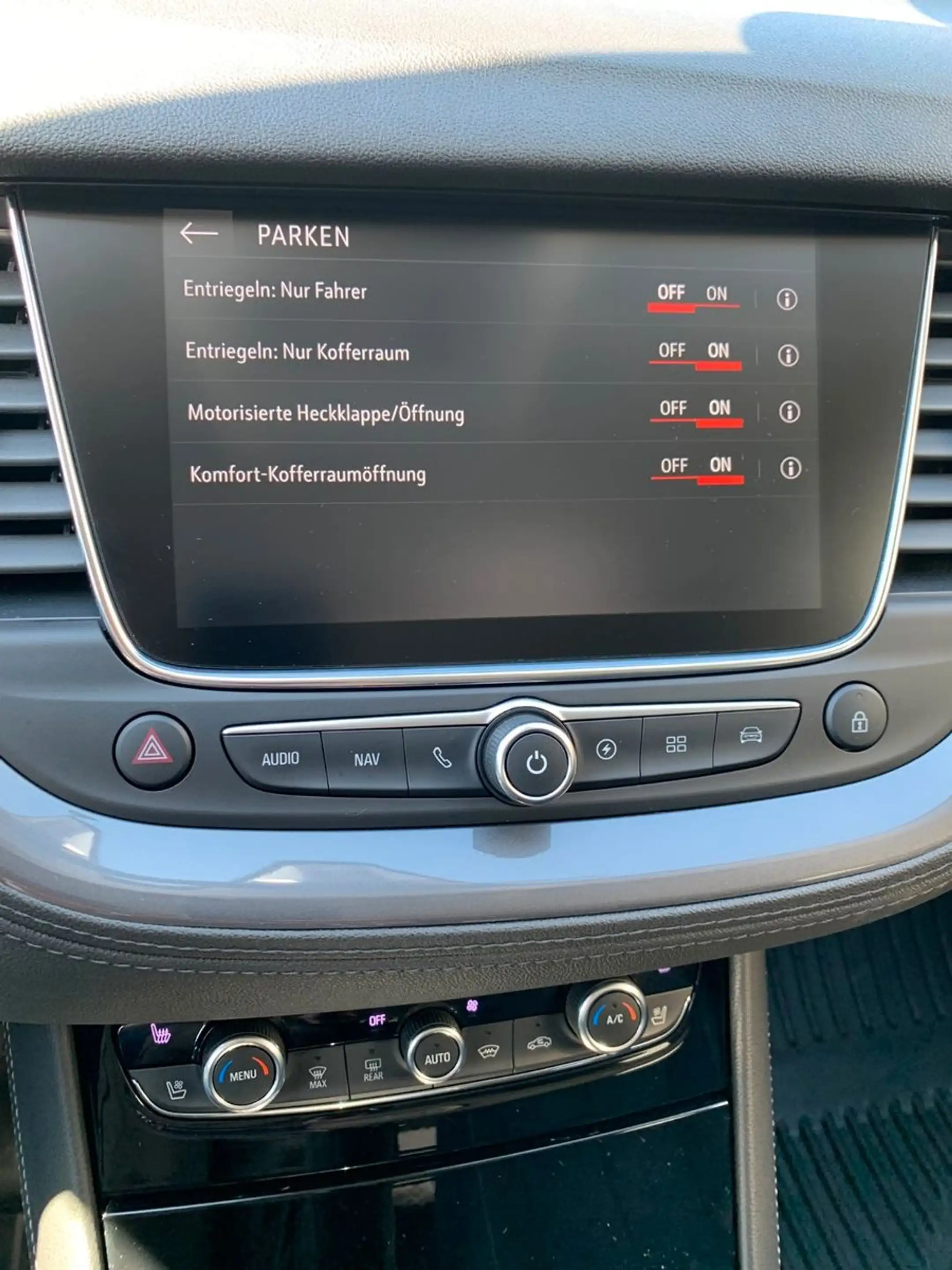 Opel Grandland X Ultim. PluginHybrid 4 300PS 520NM — photo 33