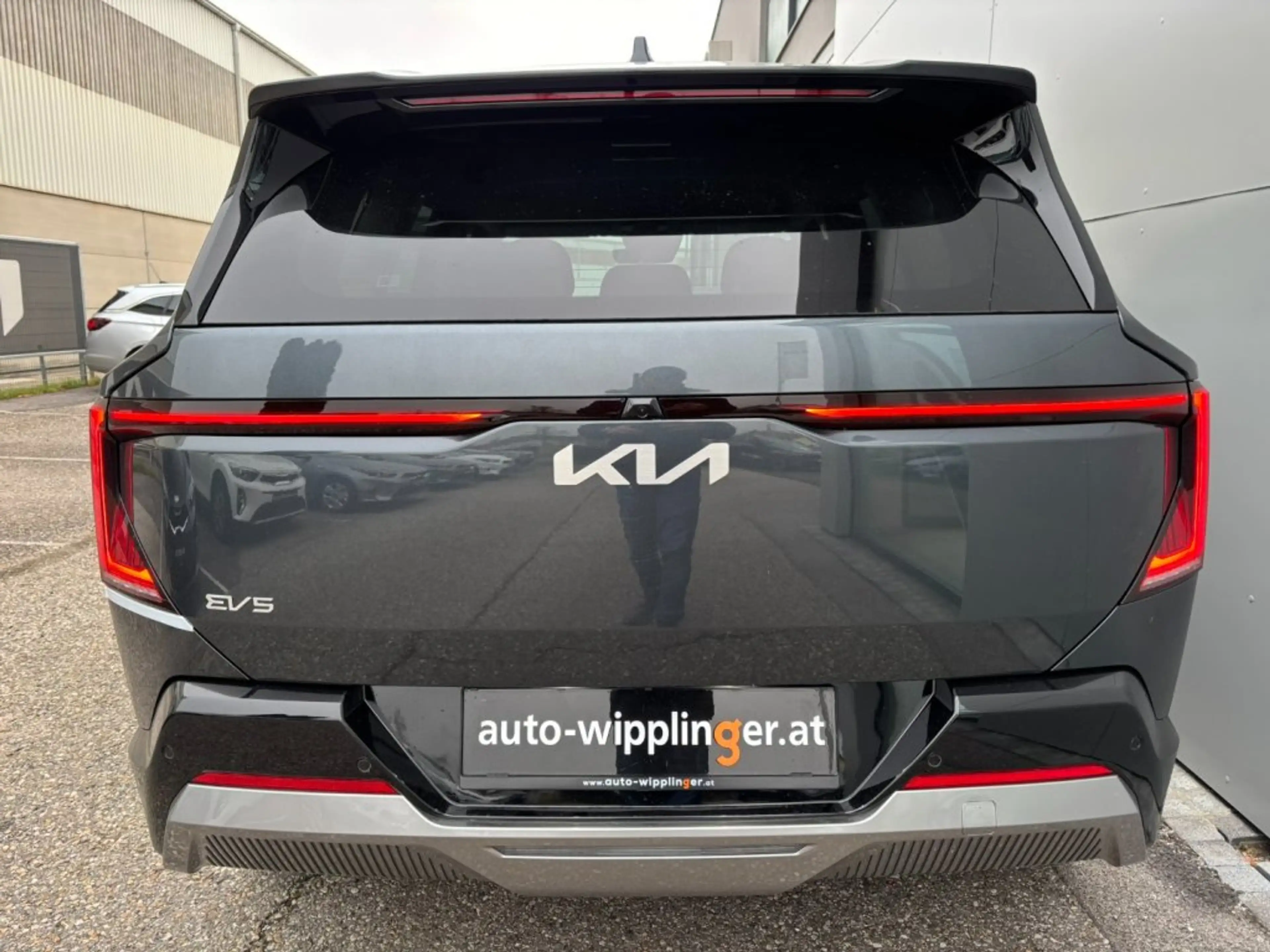 Kia EV5 /1ST EDITION/81,4KWH/AT/FWD/216/MY26 LP.: € 49.190,00 — photo 5