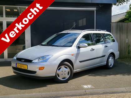 Ford Focus Wagon 1.6-16V Trend AIRCO / NAP / NETTE STAAT !!