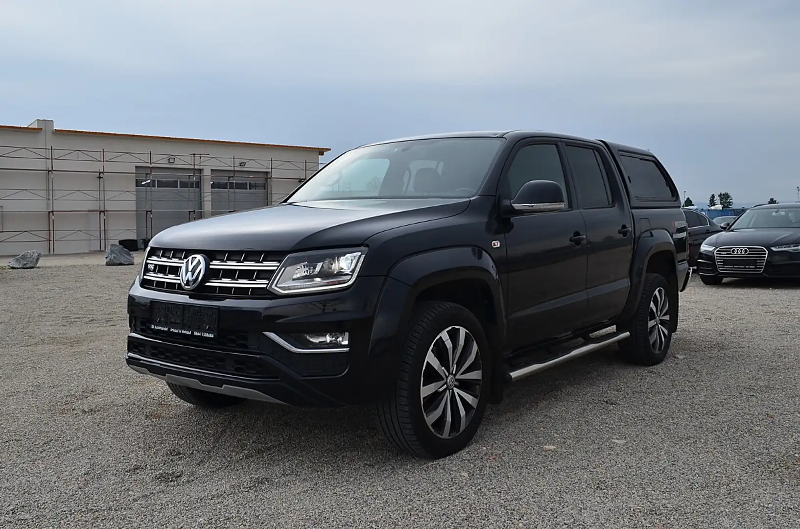 Volkswagen Amarok DoubleCab Aventura 3,0 TDI 4Motion Aut. Schwarz - 2