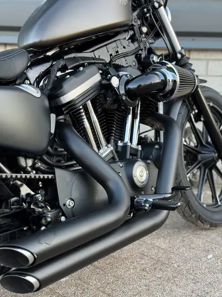 Harley-Davidson Sportster XL 883 - foto 3