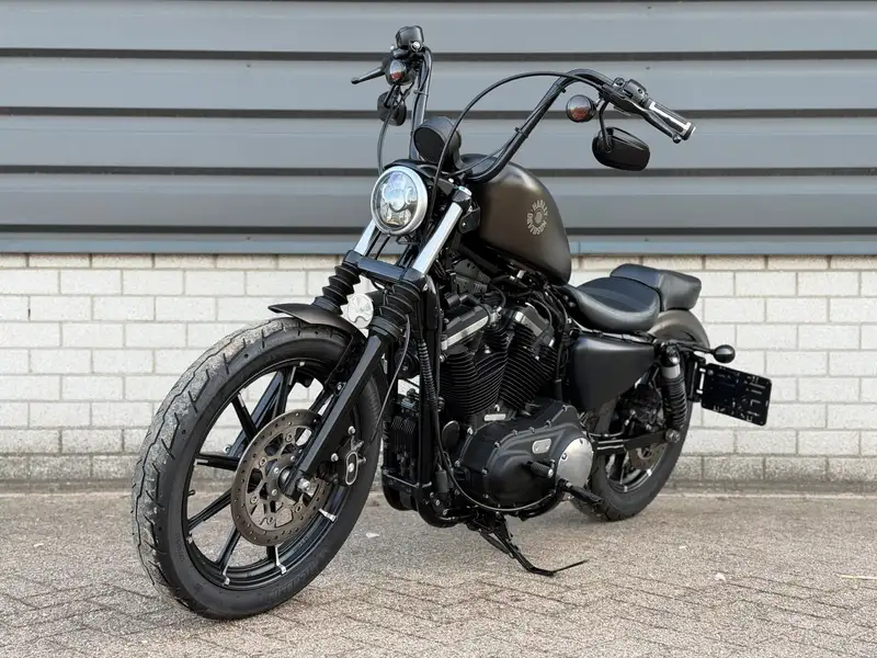 Harley-Davidson Sportster XL 883 - foto 7