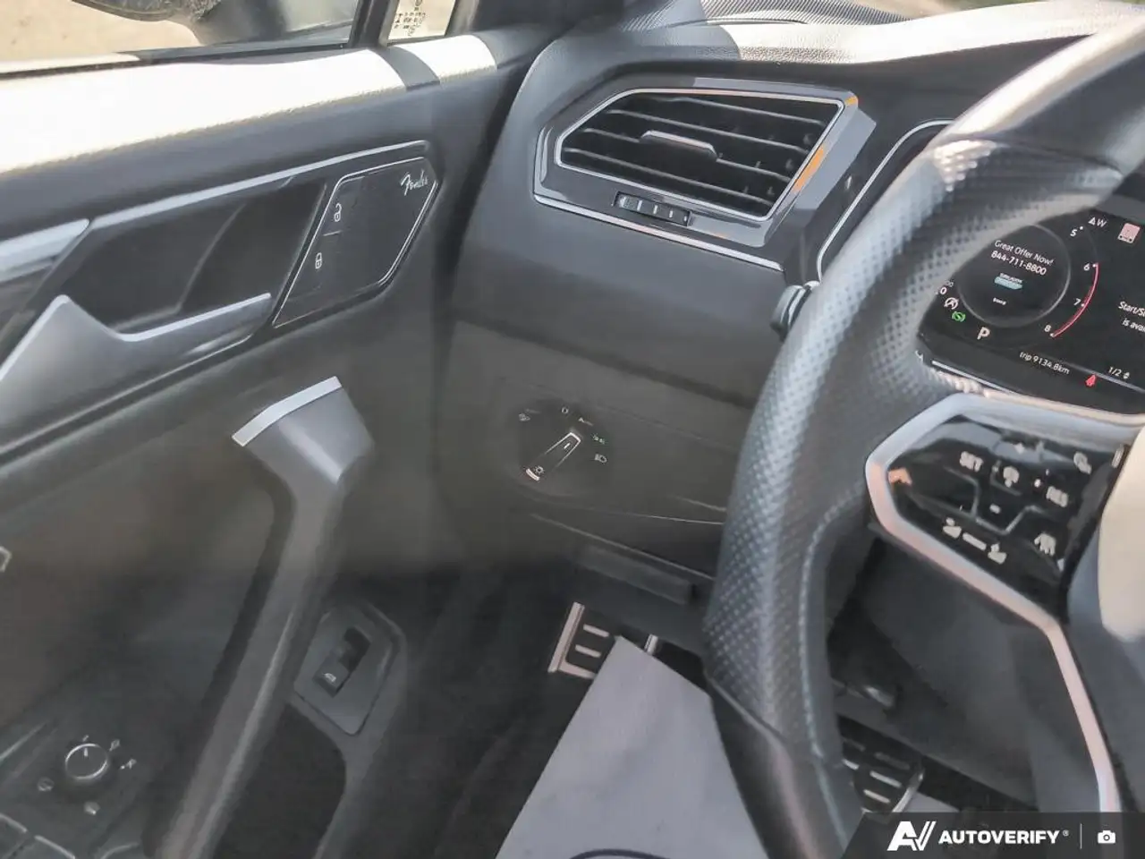 Volkswagen Tiguan снимка Volkswagen Tiguan