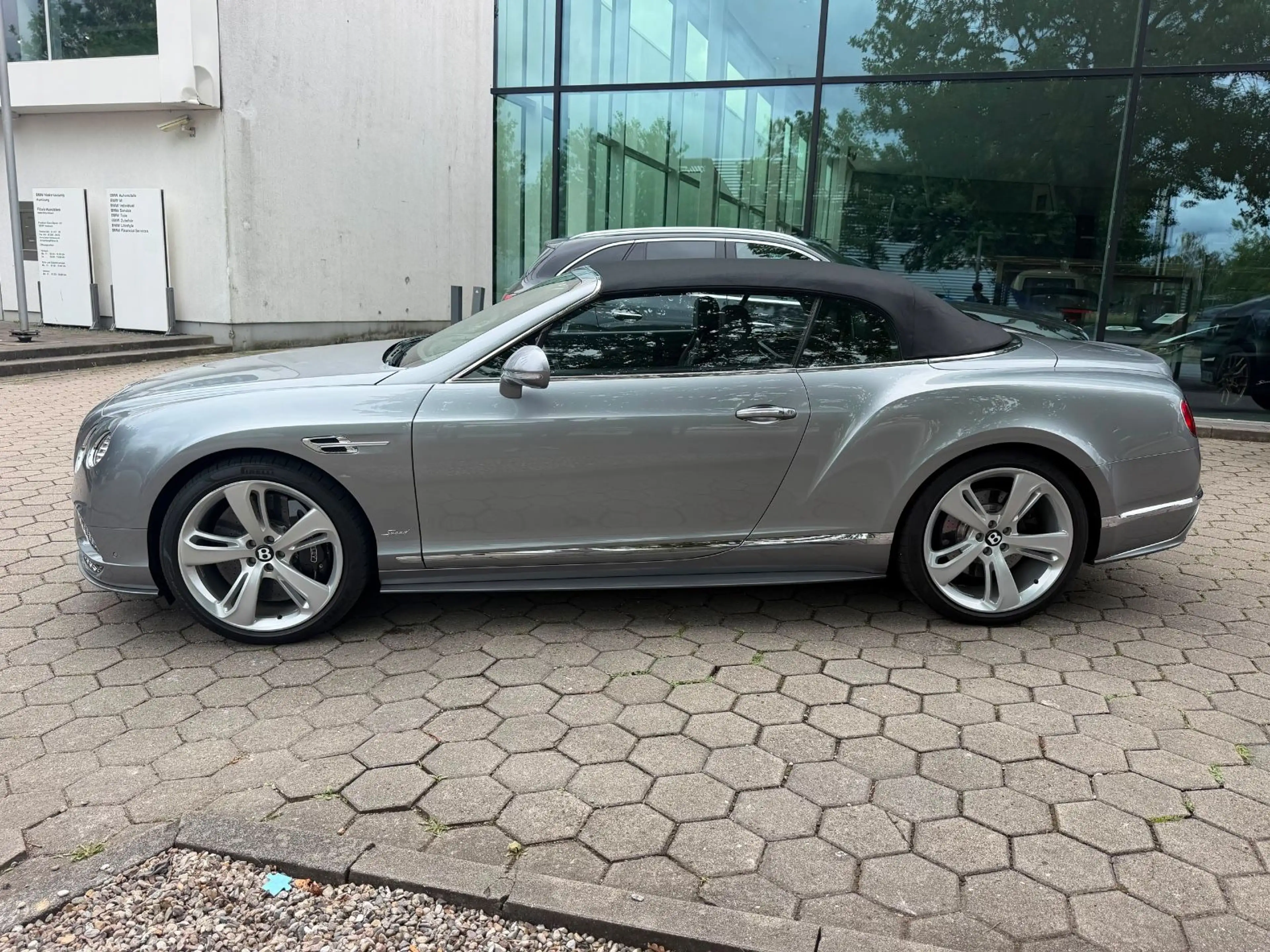 Bentley Continental GTC Speed*Naim*Keramik*Scheckheft* — photo 2