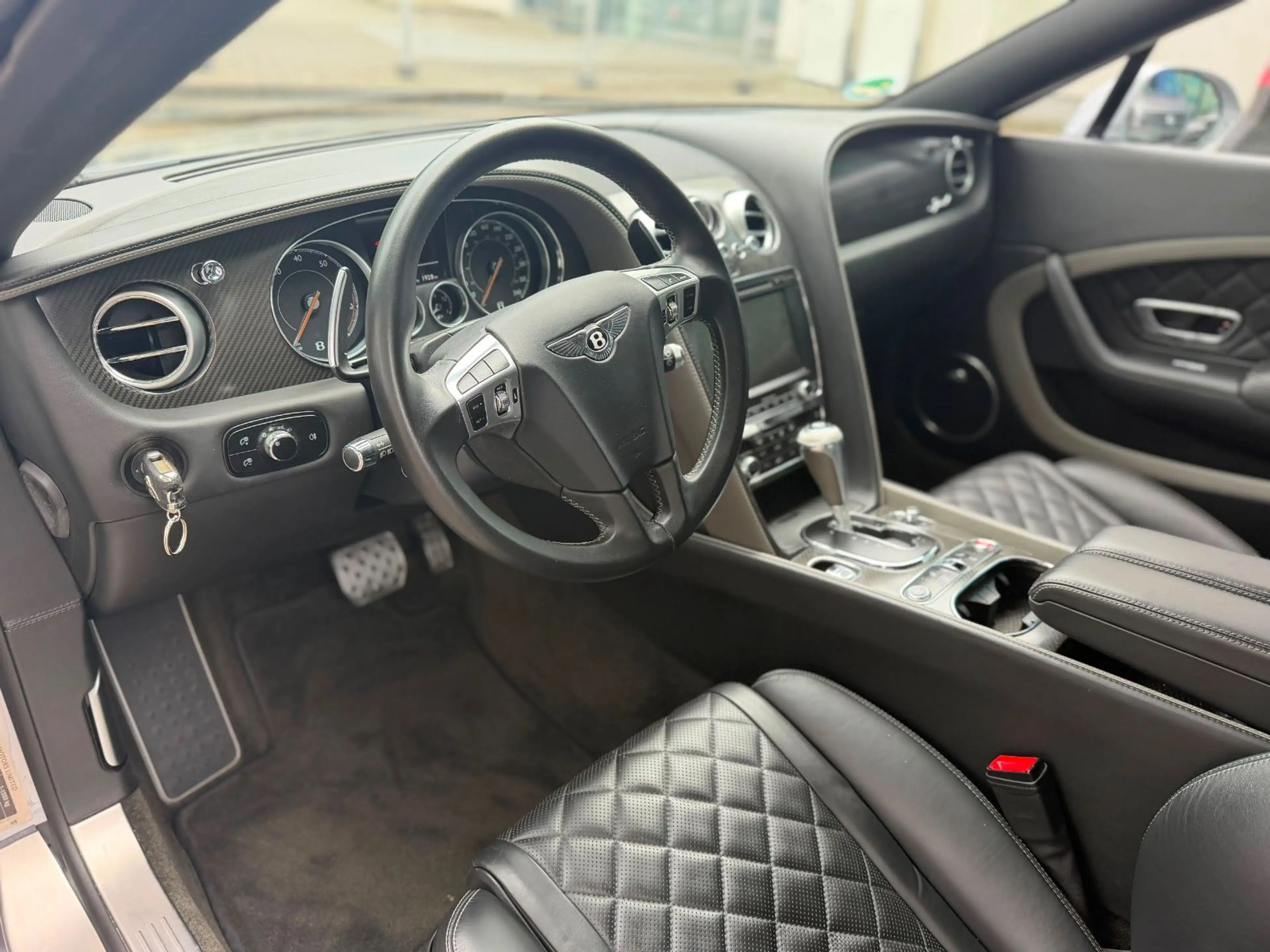 Bentley Continental GTC Speed*Naim*Keramik*Scheckheft* — photo 9