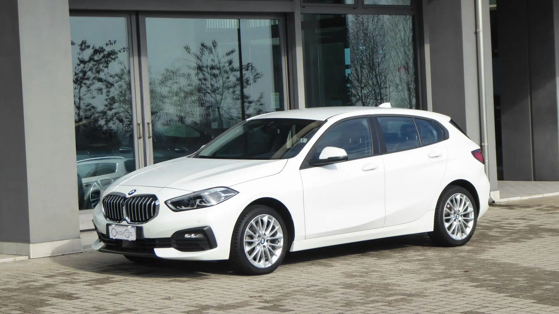 BMW 116 d 5p. Weiß - 1
