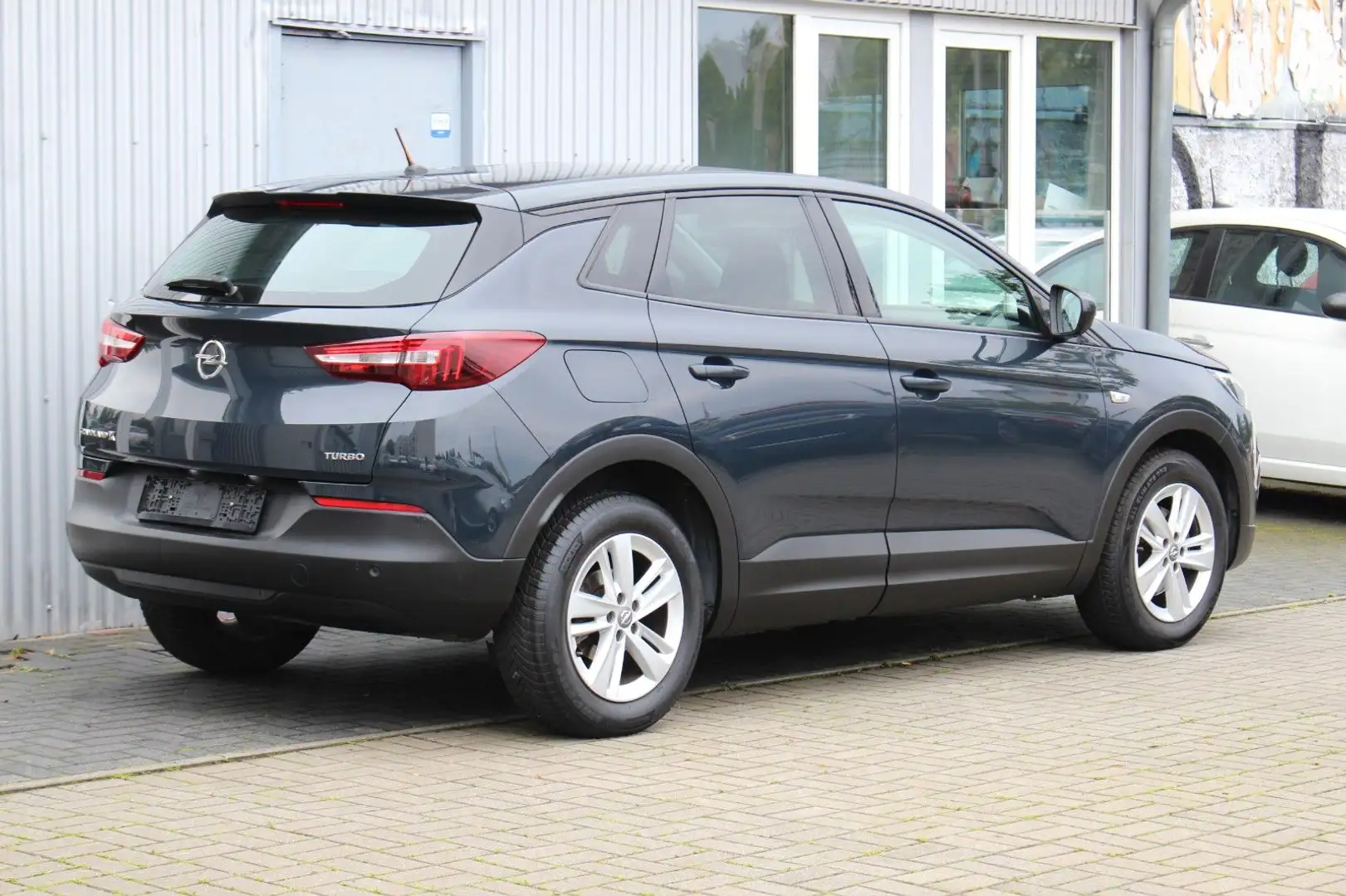 Opel Grandland X Edition Automatik+Klimaaut+Carplay Grau - 2