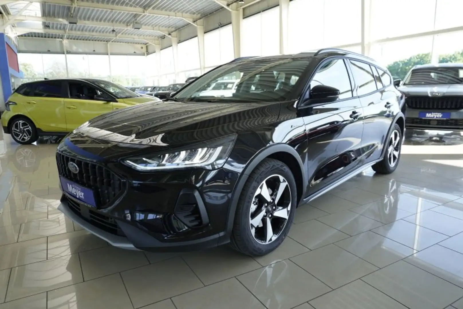 Ford Focus Active X 1,5 115PS aAHK/Navi/Kamera/Winterp.     * Schwarz - 1