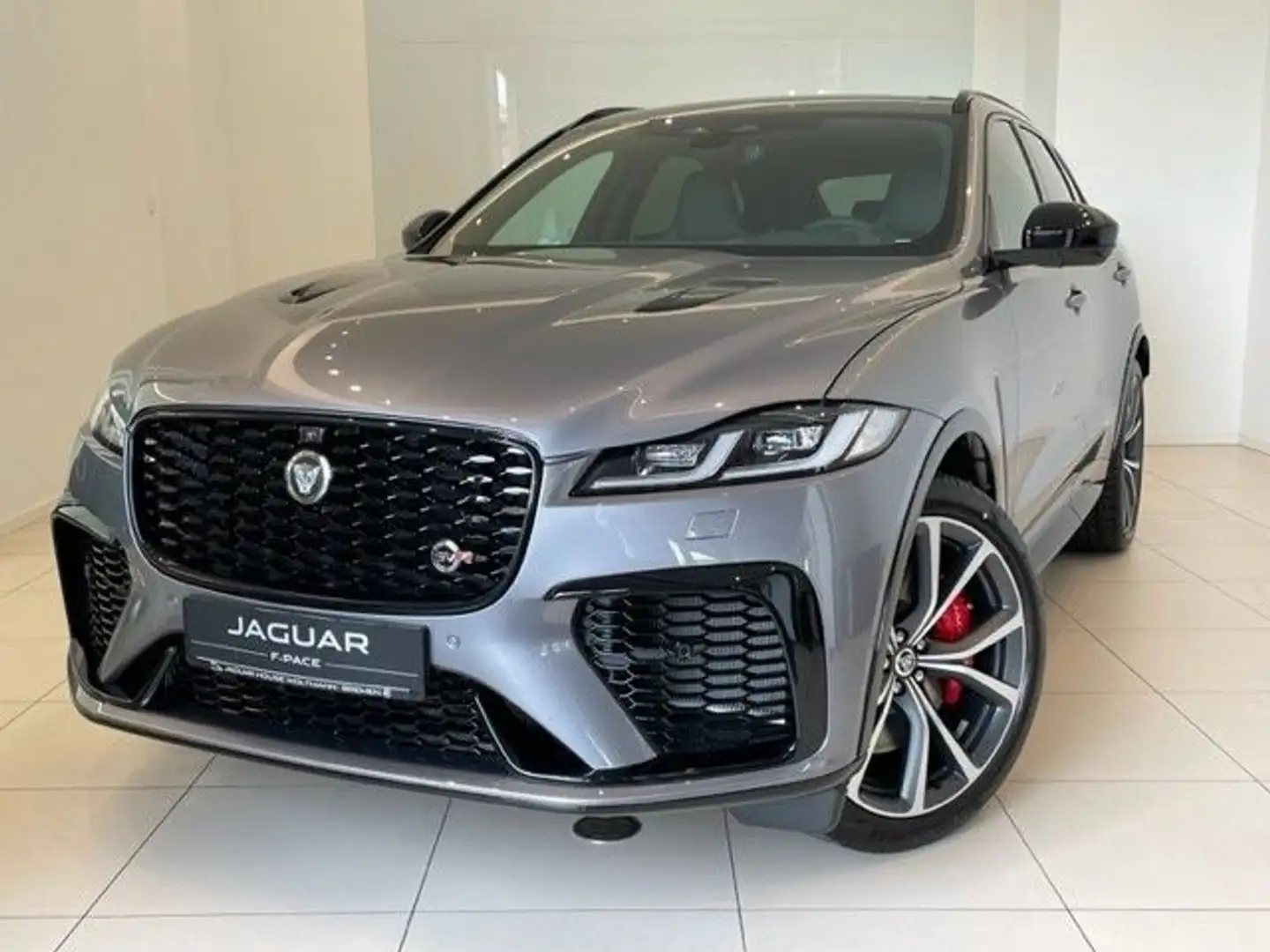 Jaguar F-Pace F-PACE P550 SVR AWD mit Panoramadach & Head Up Grau - 1