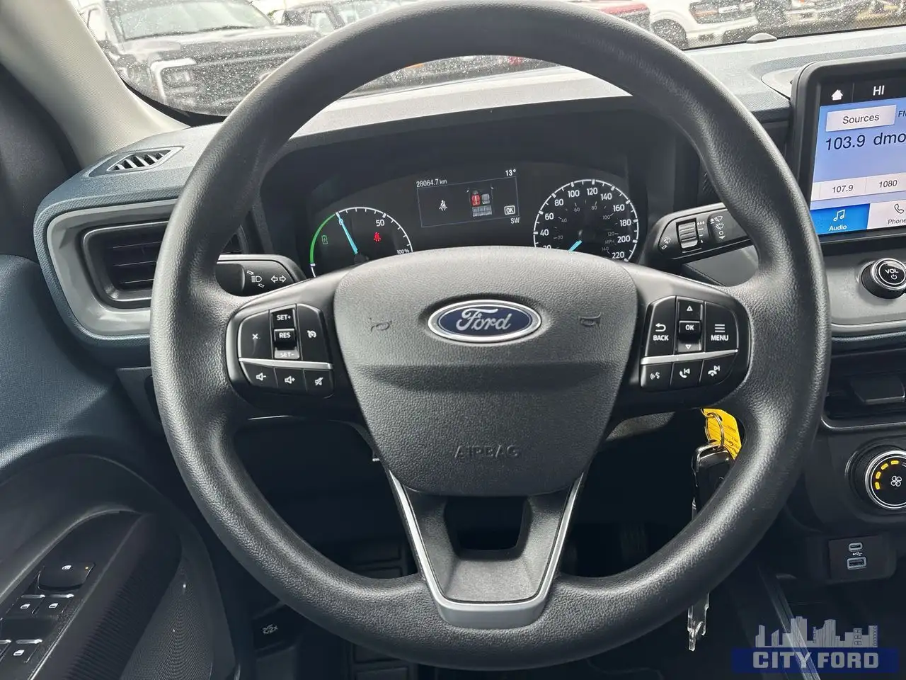 Ford Maverick снимка Ford Maverick