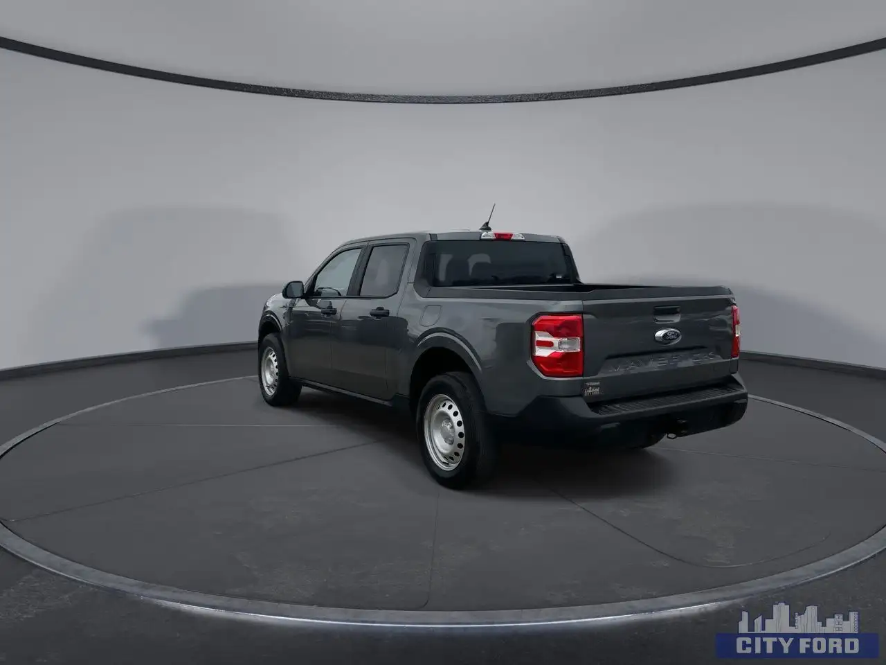 Ford Maverick снимка Ford Maverick