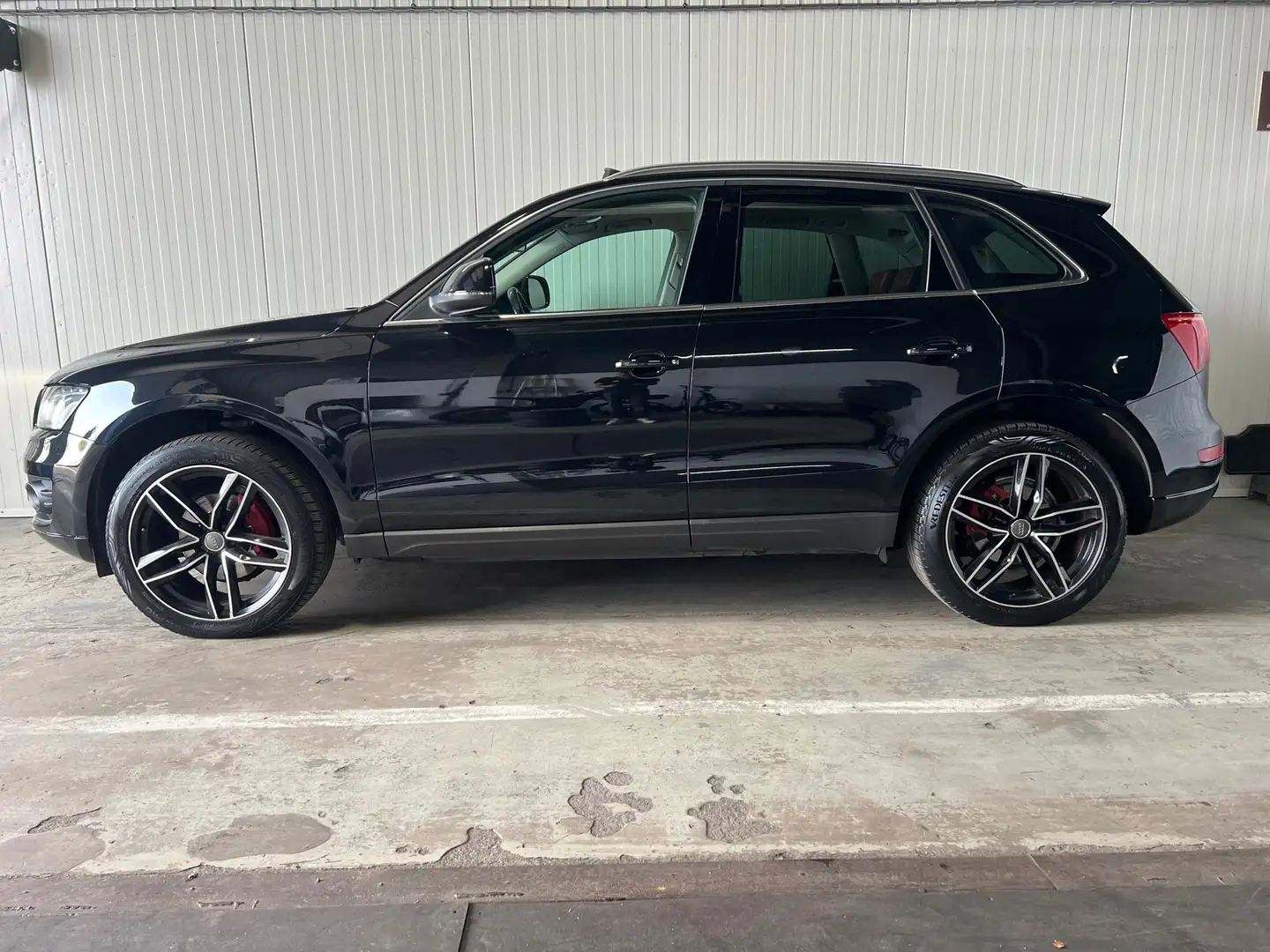 Audi Q5 2.0 TFSI quattro Pro Line S Pano/automaat/Leer/Led Zwart - 2