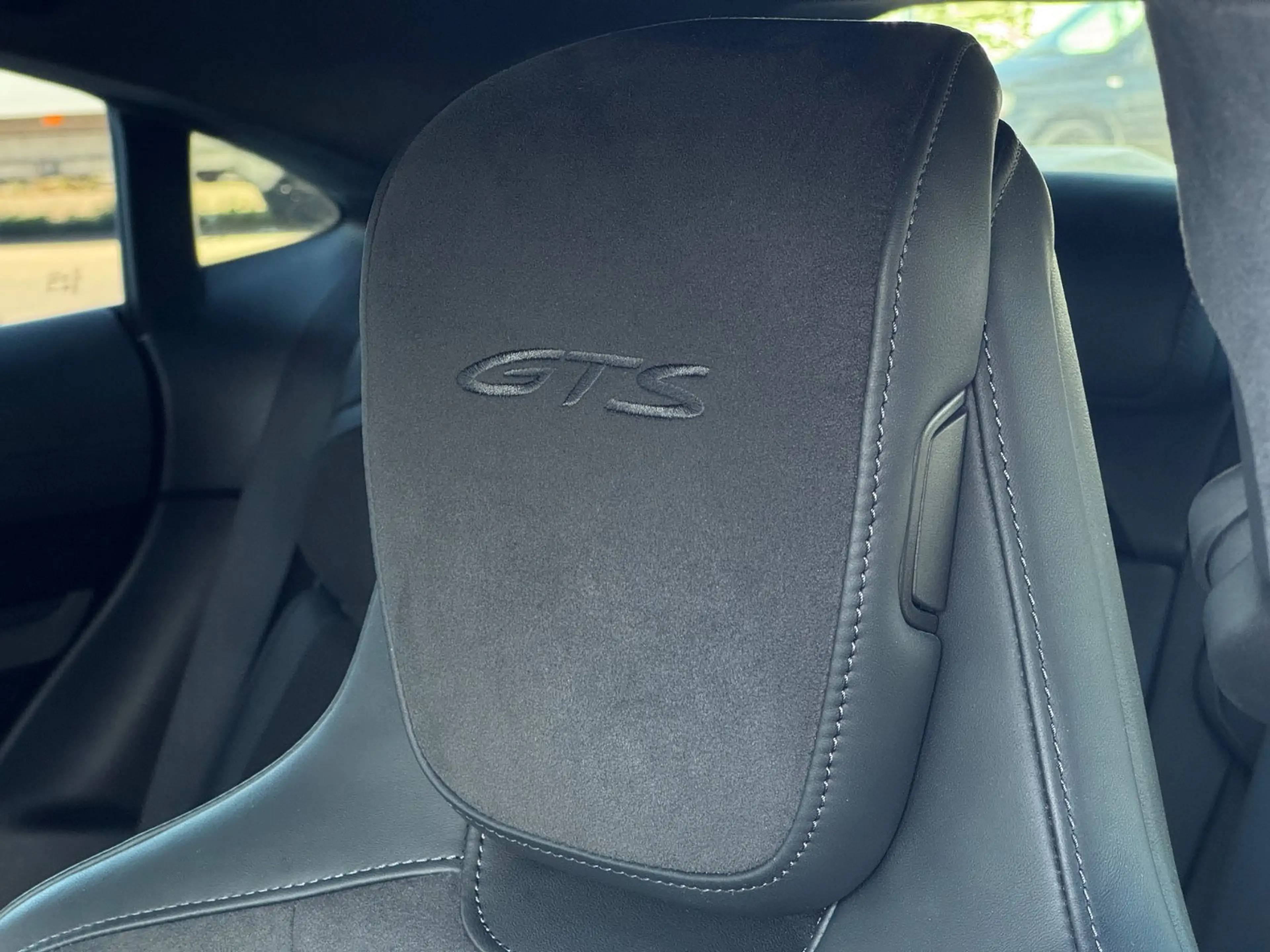 Porsche Taycan GTS *InnoDrive*HUD*ParkAssist*BOSE*21"* — photo 11