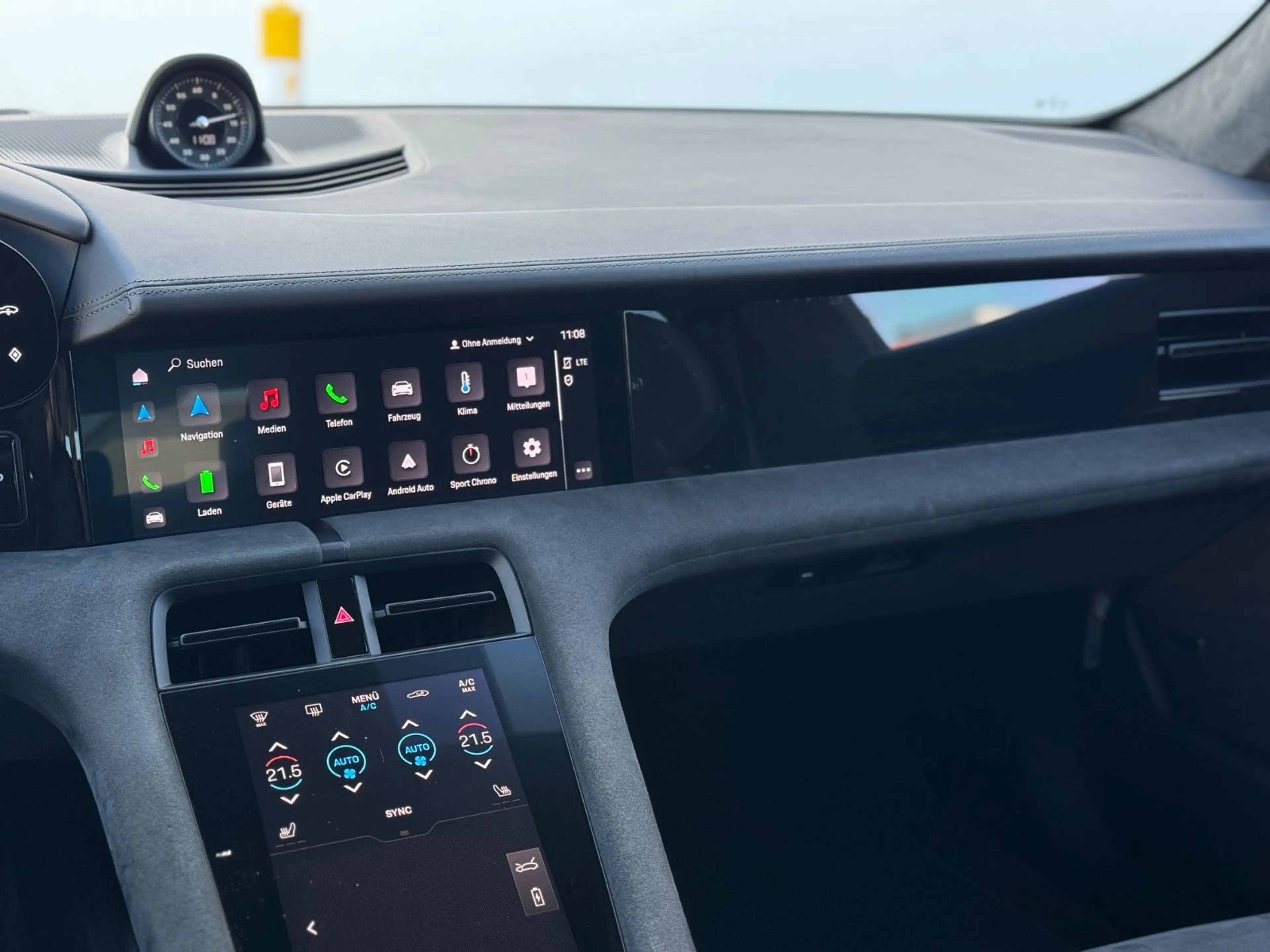 Porsche Taycan GTS *InnoDrive*HUD*ParkAssist*BOSE*21"* — photo 16