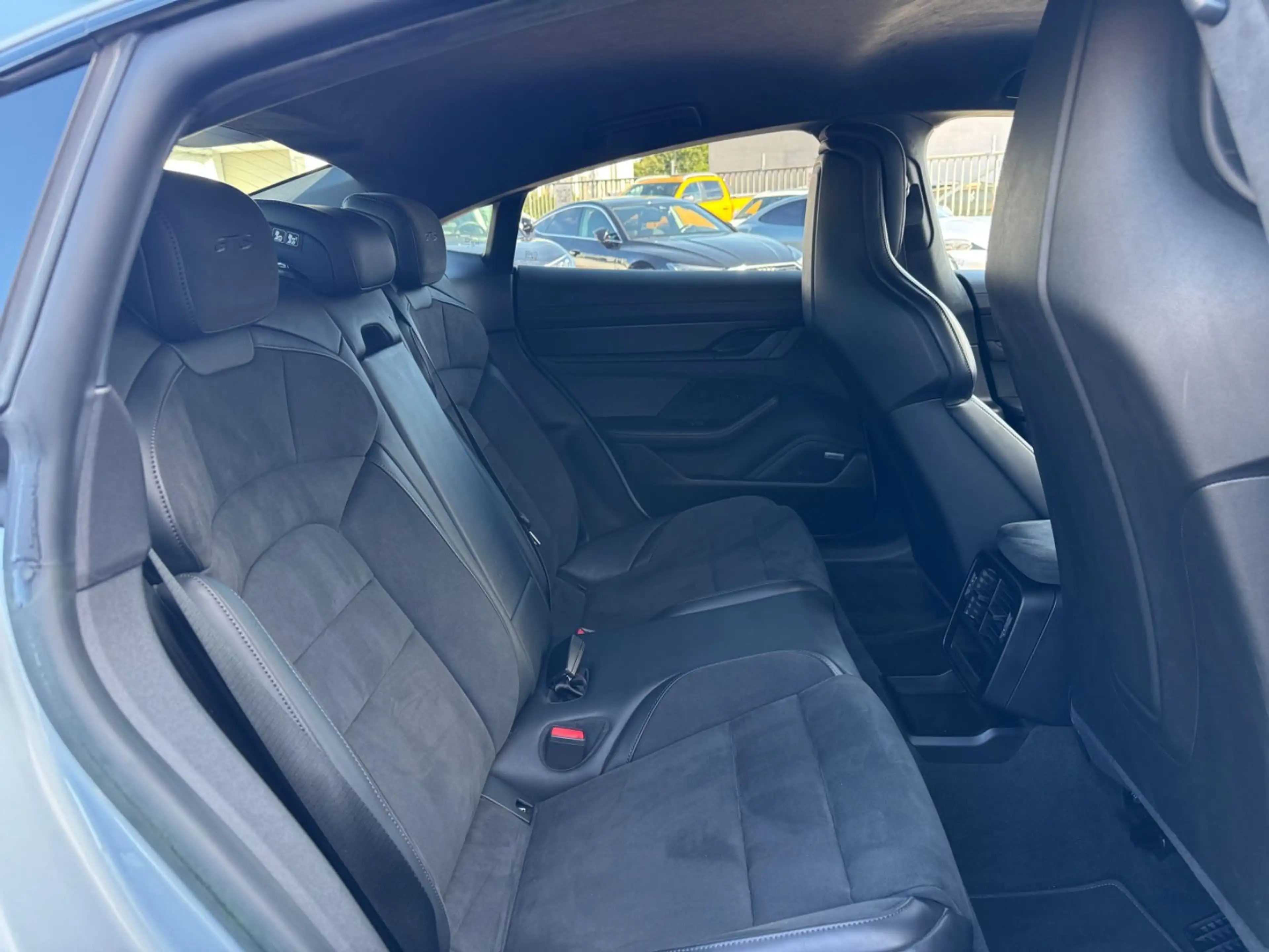 Porsche Taycan GTS *InnoDrive*HUD*ParkAssist*BOSE*21"* — photo 21