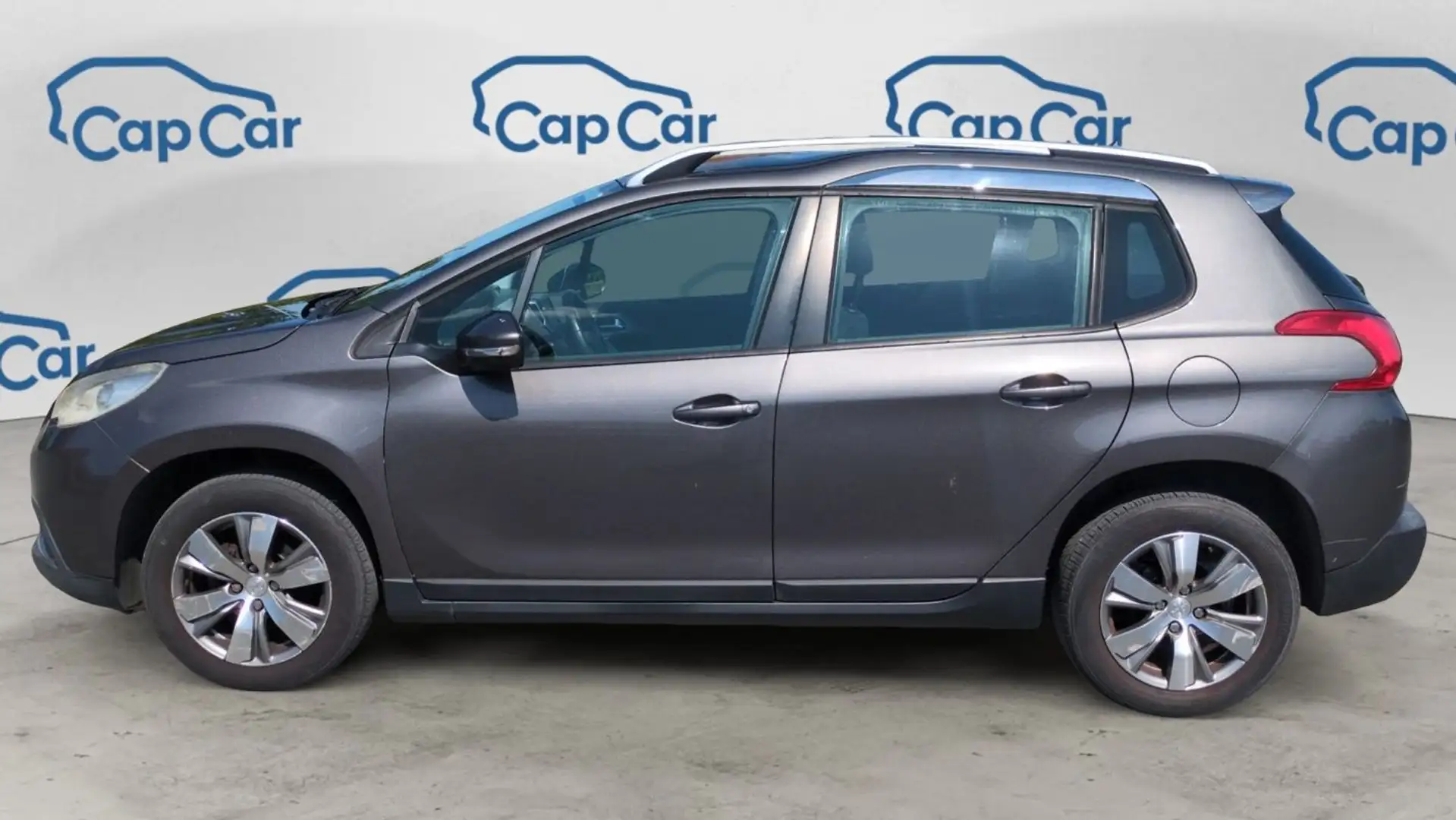 Peugeot 2008 1.2 PureTech 82 Allure - 2