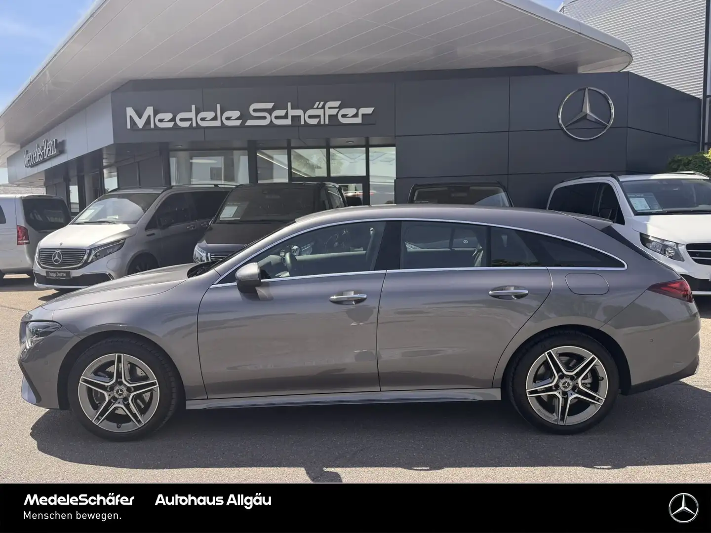 Mercedes-Benz CLA 250 CLA 250 e Shooting Brake AMG Distronic Multibeam Grigio - 2