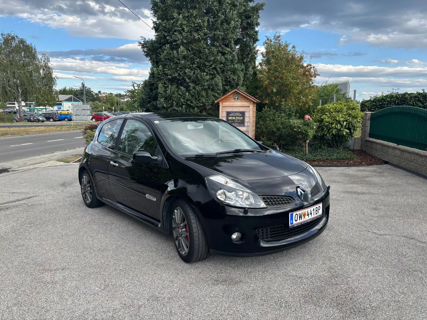 Renault Clio Clio Renault Sport Sondermodell F1 Team Renault Sport Sondermodell F1 Team Schwarz - 1