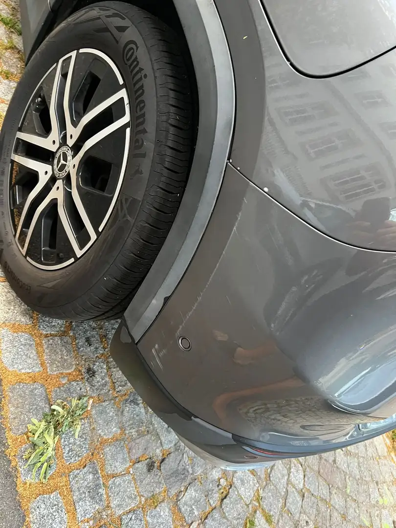 Mercedes-Benz GLA 220 GLA 220 d 4Matic 8G-DCT Style Gris - 1