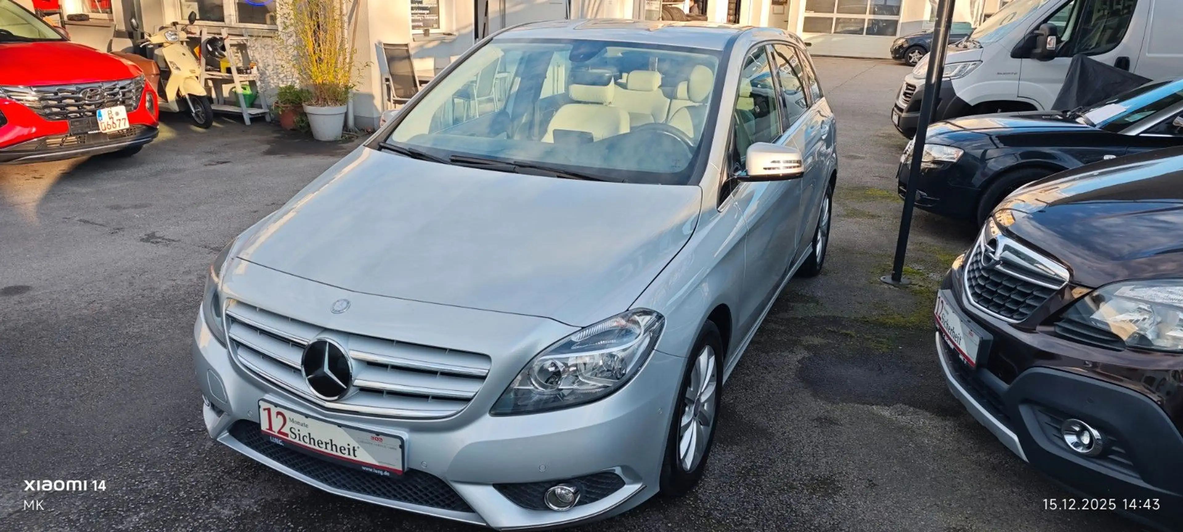 Mercedes-Benz B 180 B B 180 BlueEfficiency Edition *Automatik* — photo 2