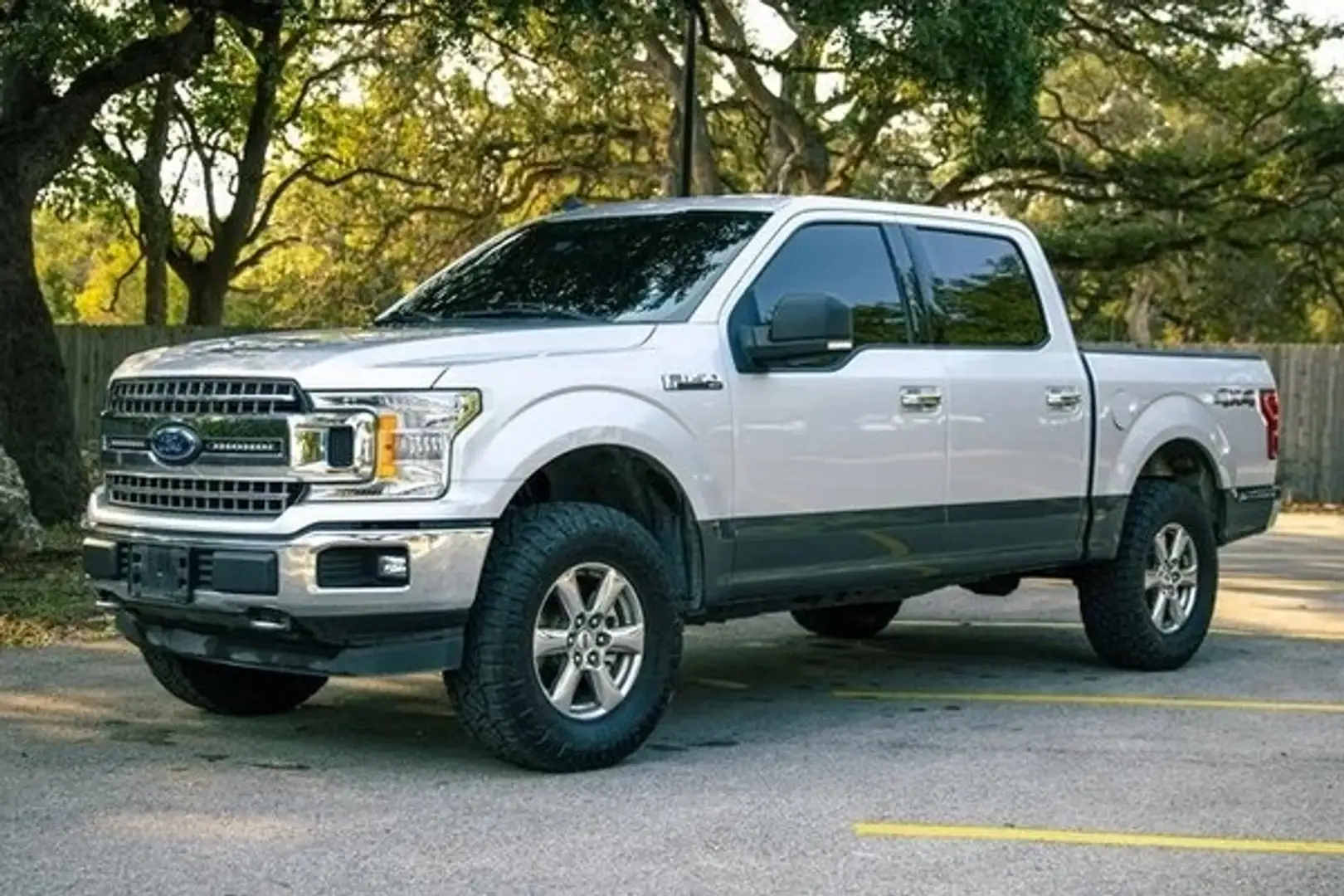Ford F 150 XLT - 1
