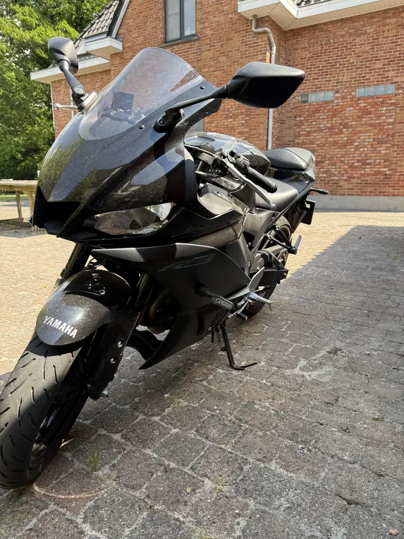 Yamaha YZF-R3 - 1