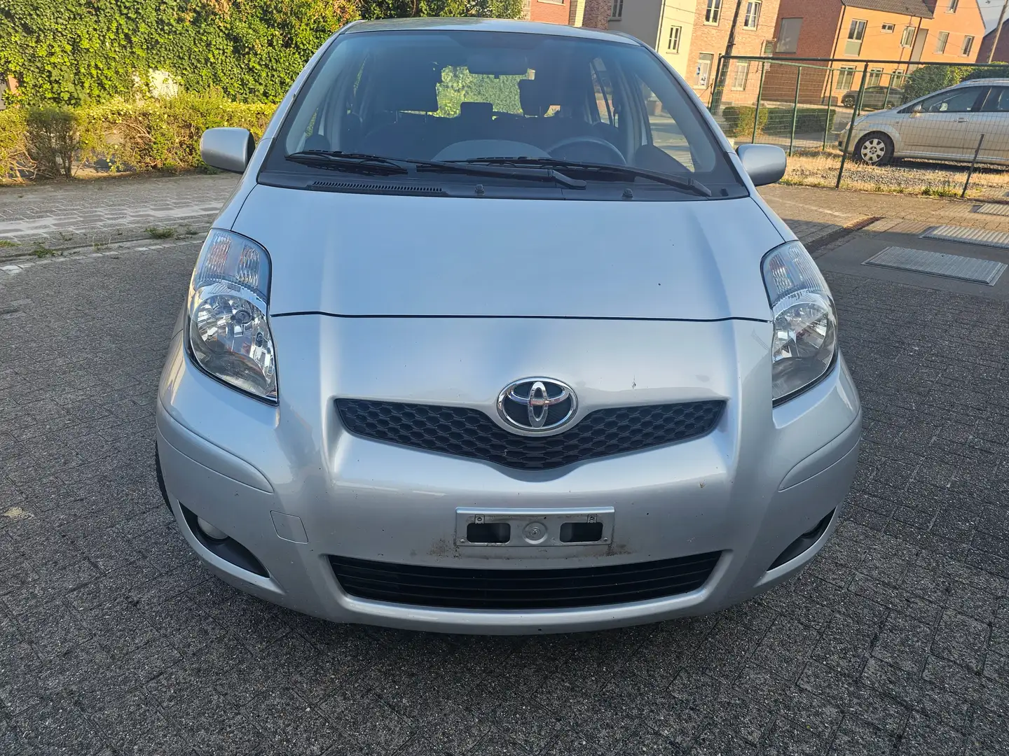 Toyota Yaris 1.0i VVT-i London Grigio - 1