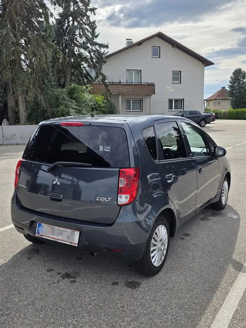 Mitsubishi Colt Pensionistenfahrzeug, Unfallfrei, gepflegt, Grau - 1