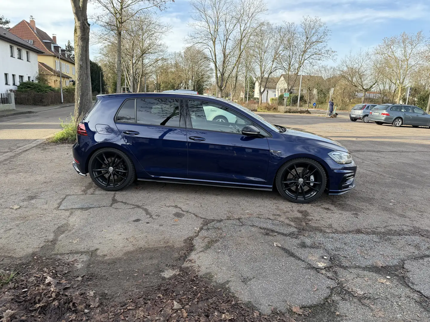 Volkswagen Golf R - 2