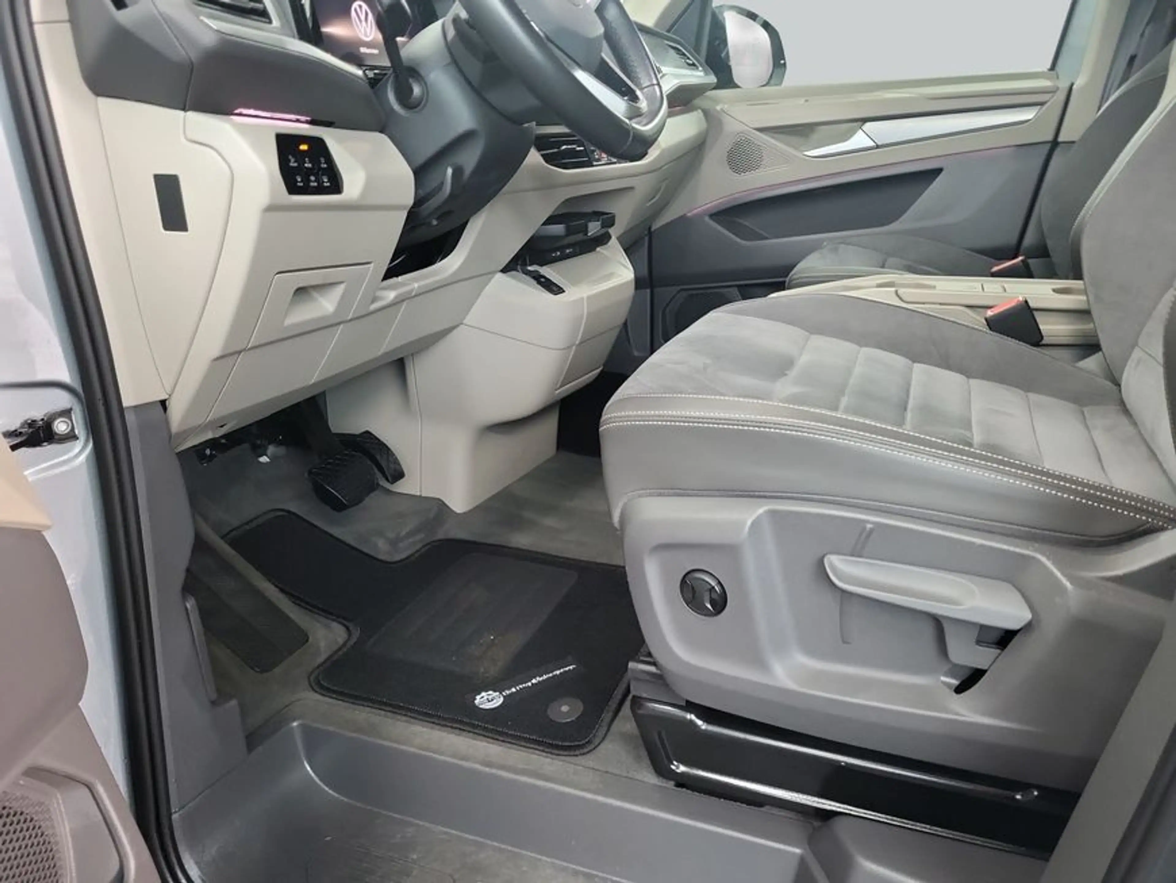 Volkswagen LT Multivan Life 2.0 TDI DSG LÜ AHK IQ.Light Standh, — photo 9