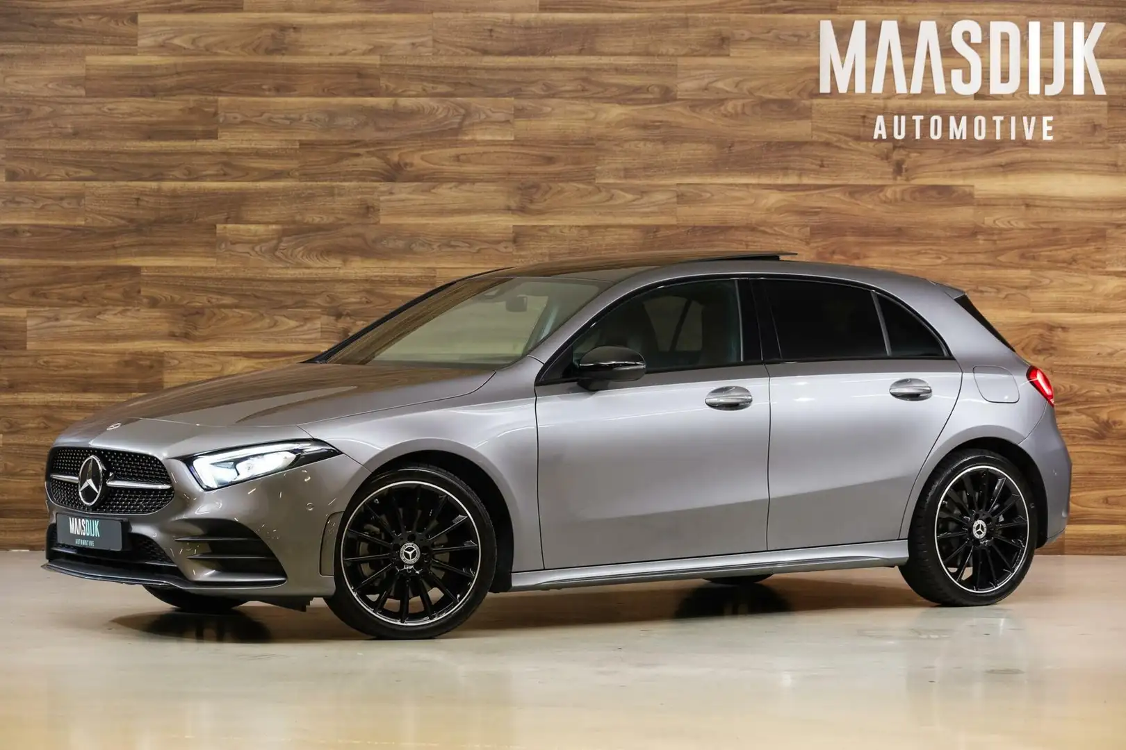 Mercedes-Benz A 250 250e AMG|Pano|Leder|Night|Camera|Ambiance| Grijs - 1