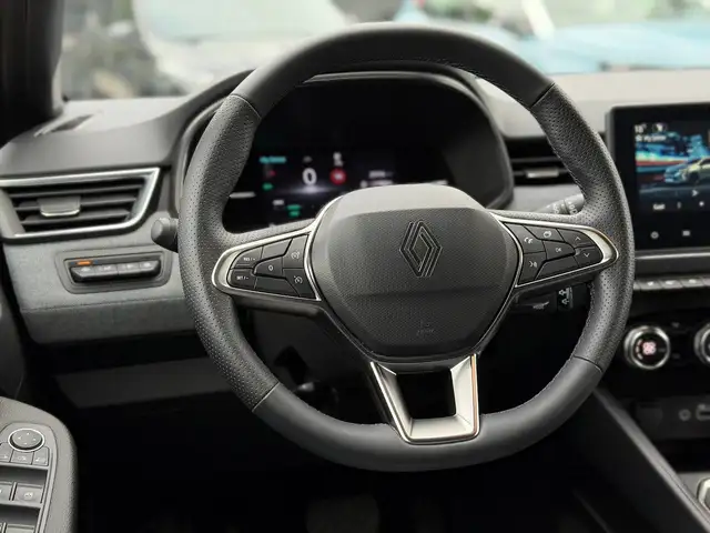 Renault Clio view 8