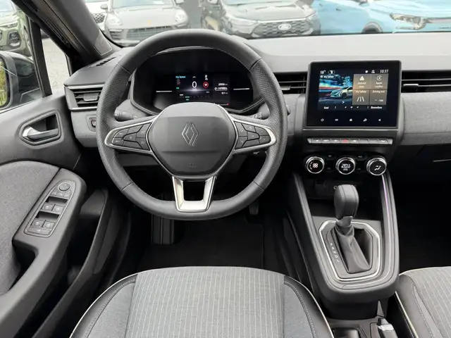 Renault Clio view 7