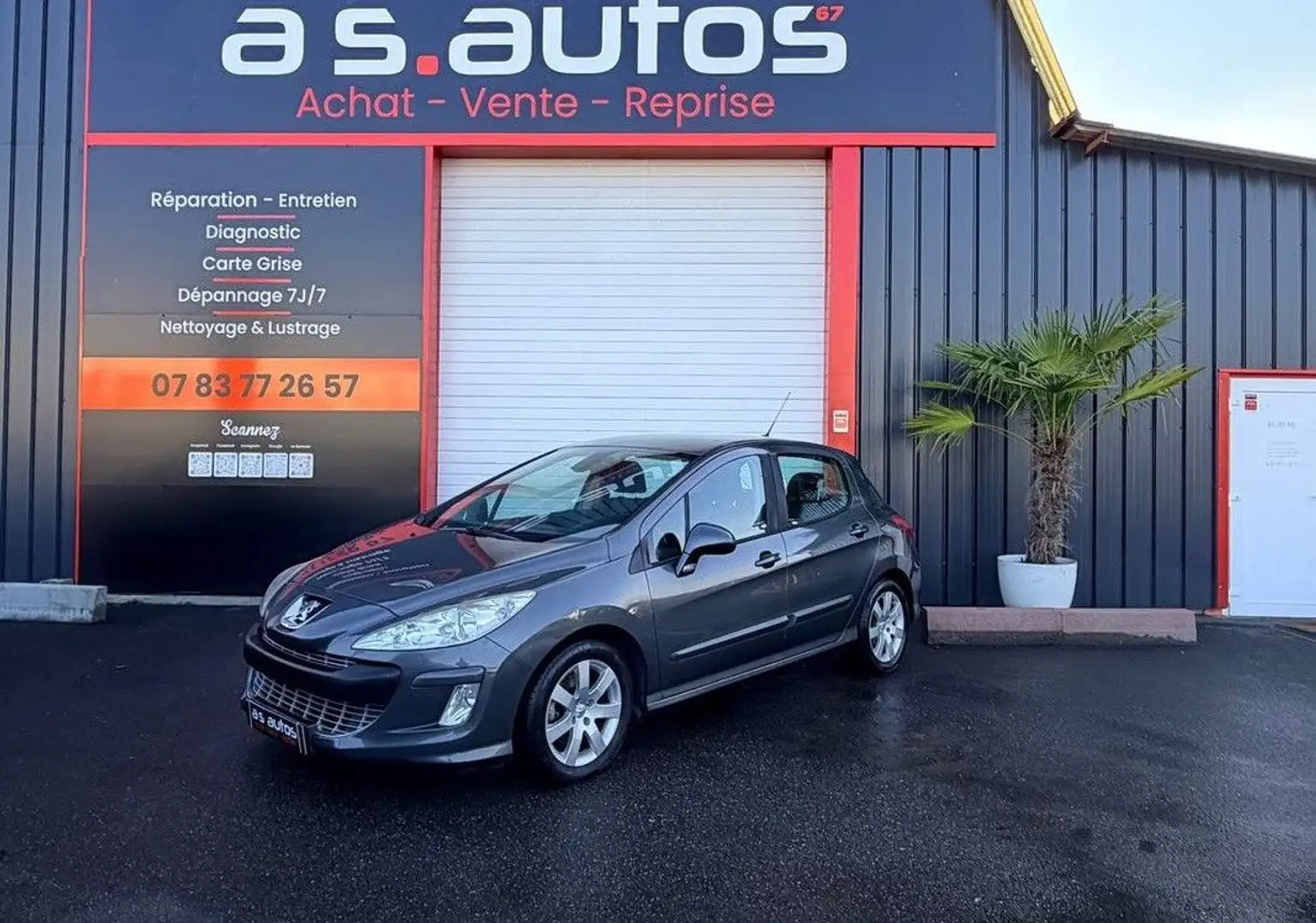 Peugeot 308 2.0 HDI 136 CV TURBO Gris - 1