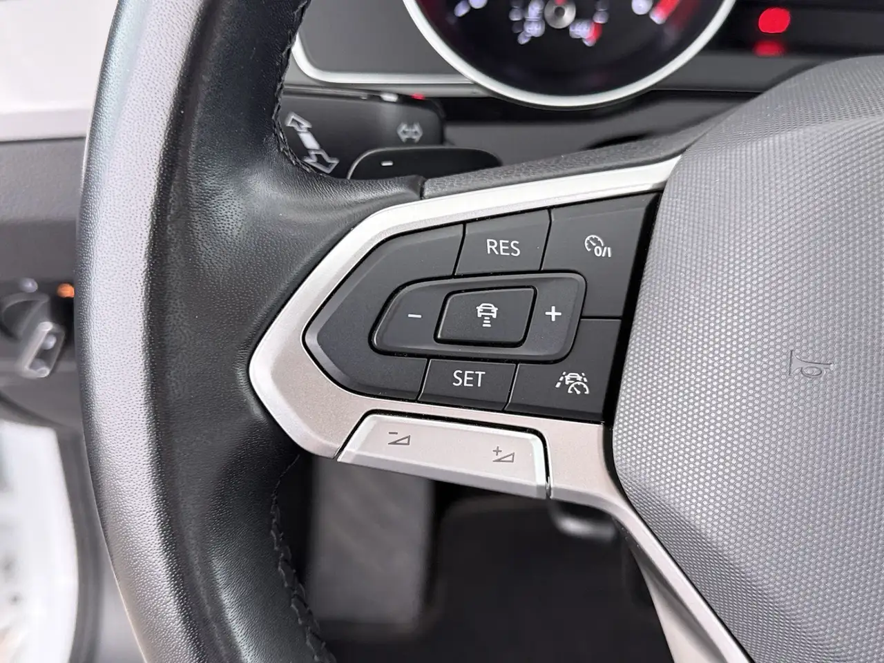 Volkswagen Passat 2.0 TDI Business Aut LED RADAR NAV, миниатюра 20