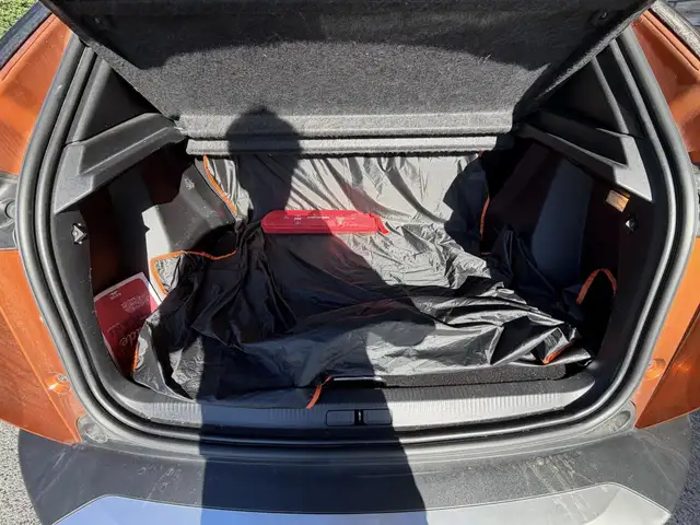 Peugeot 2008 view 6