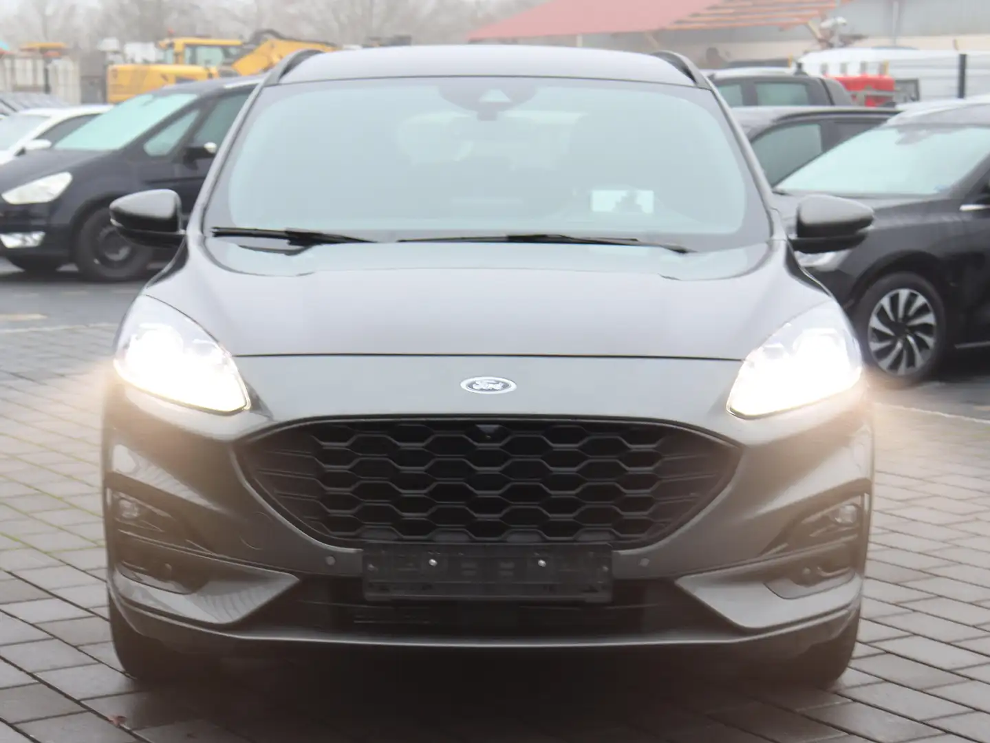 Ford Kuga 1.5 EcoBoost ST-LINE X KAMERA*4xSihzg*Head-up*elSi Schwarz - 2