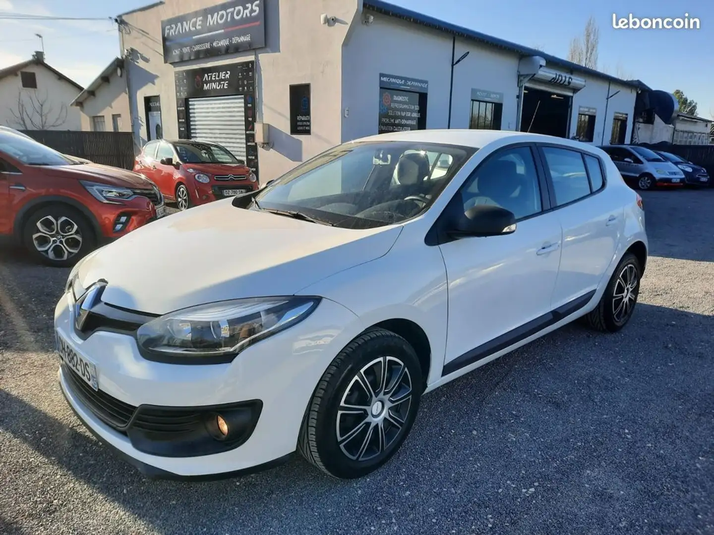 Renault Megane III BERLINE 1.2 TCE Life 108850KMS TRES BON ETAT K Blanc - 1