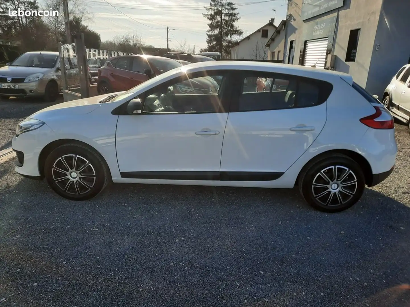 Renault Megane III BERLINE 1.2 TCE Life 108850KMS TRES BON ETAT K Blanc - 2