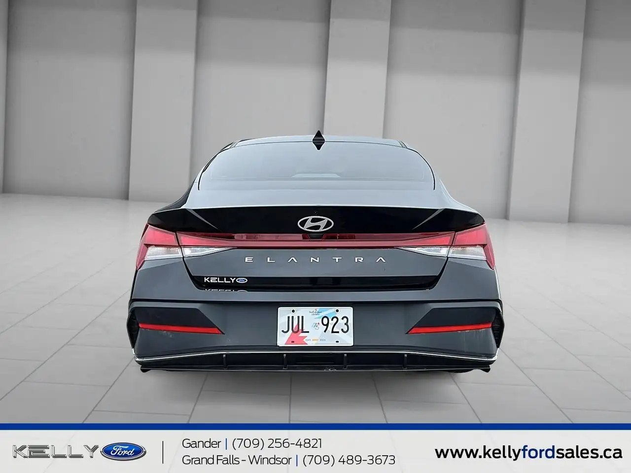 Hyundai ELANTRA снимка Hyundai ELANTRA