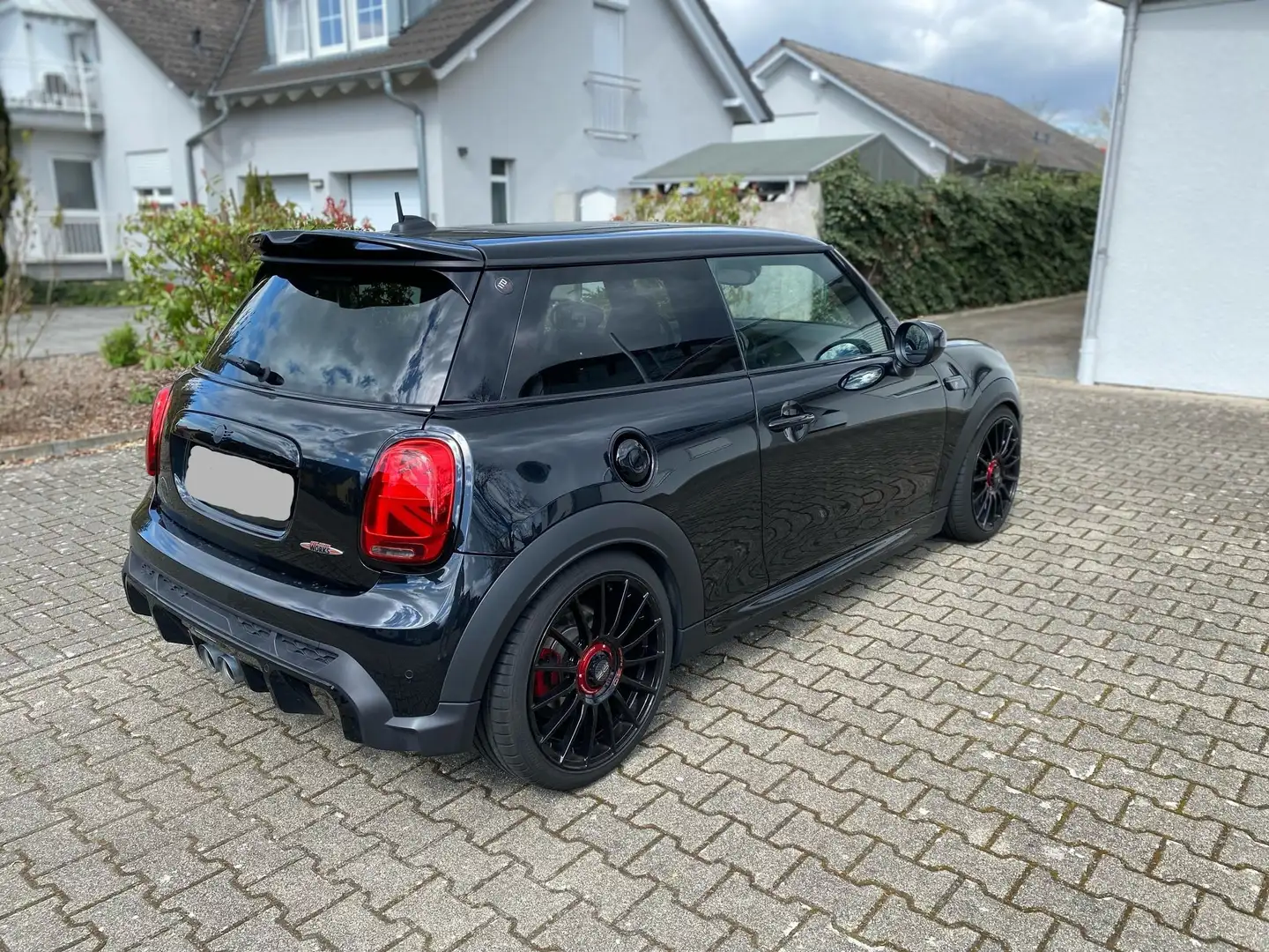 MINI John Cooper Works Final Edition 1to6 Schwarz - 2
