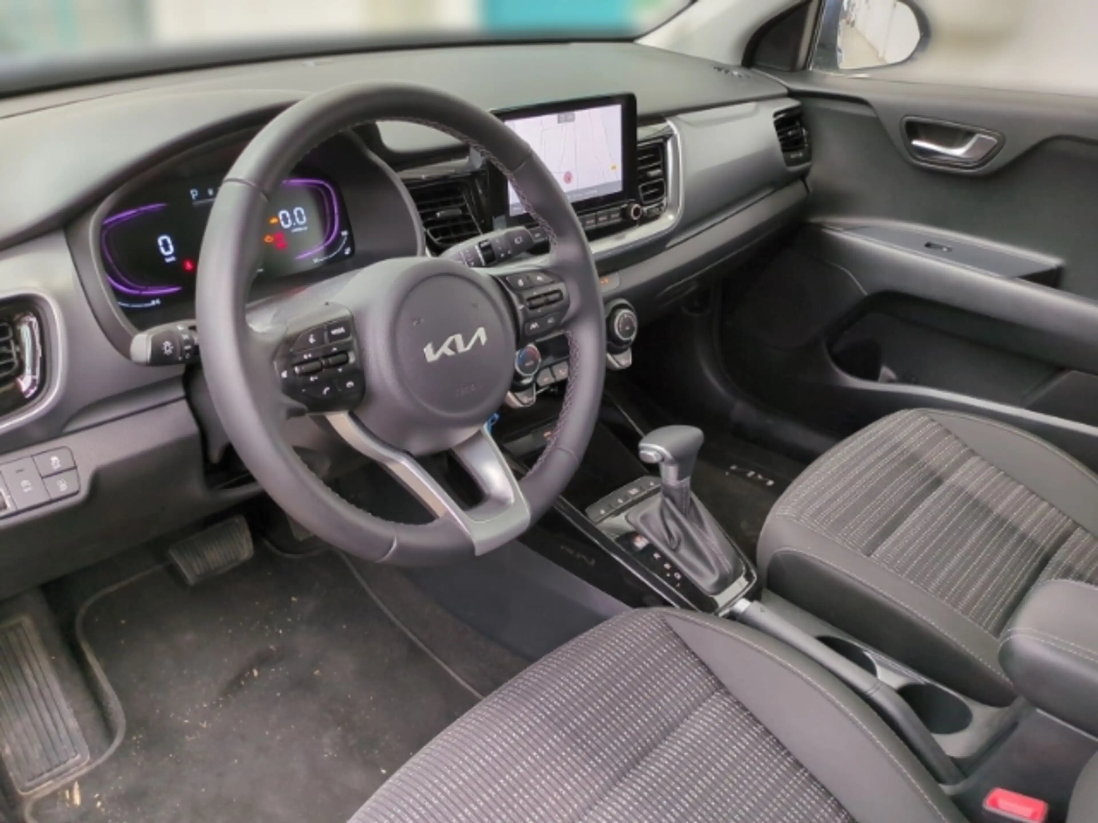 Kia Stonic Vision 1.0T NAVI,CARPLAY,KAMERA,SITZHZG,PDC — photo 11