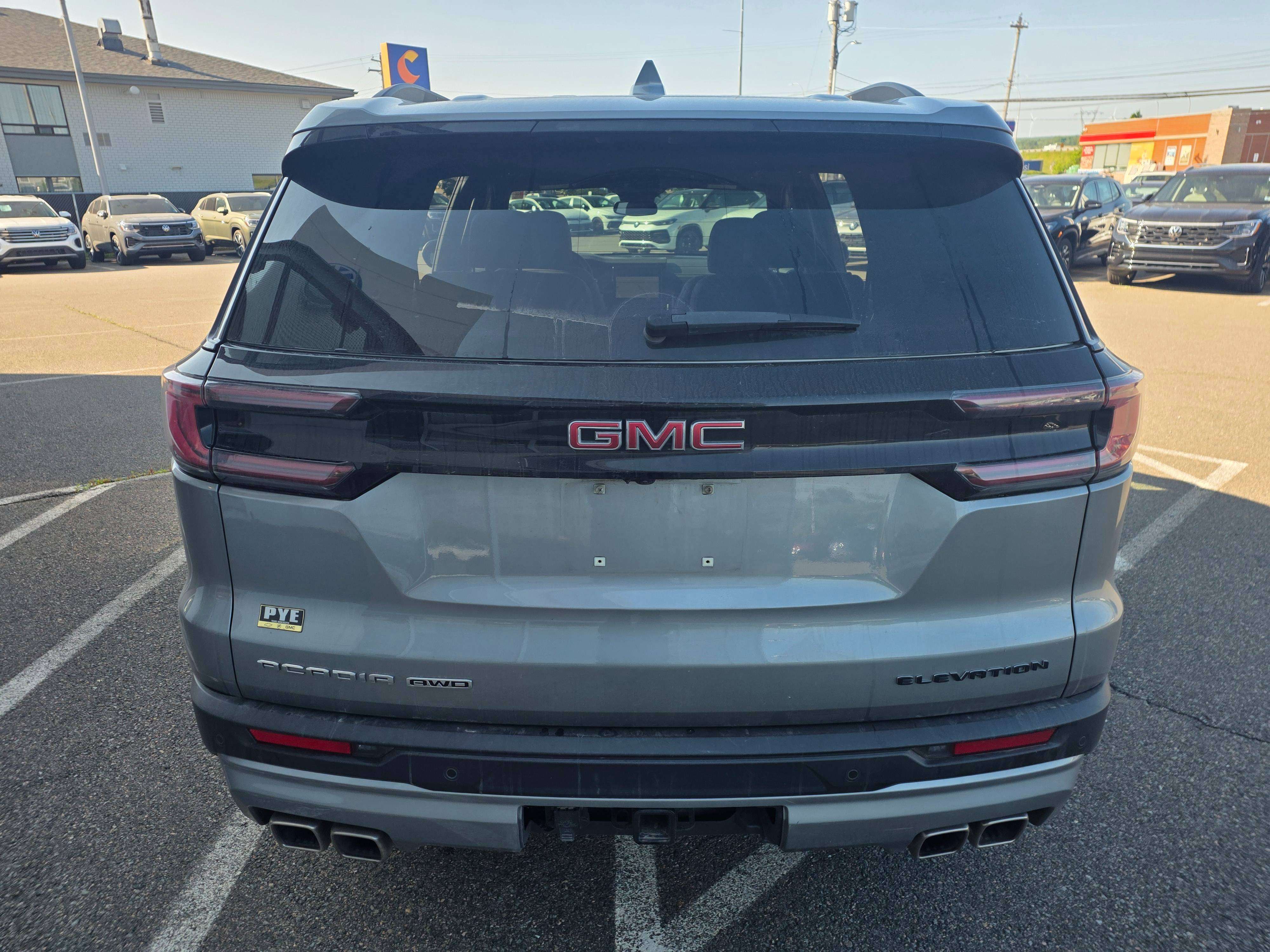 2025 GMC Acadia
